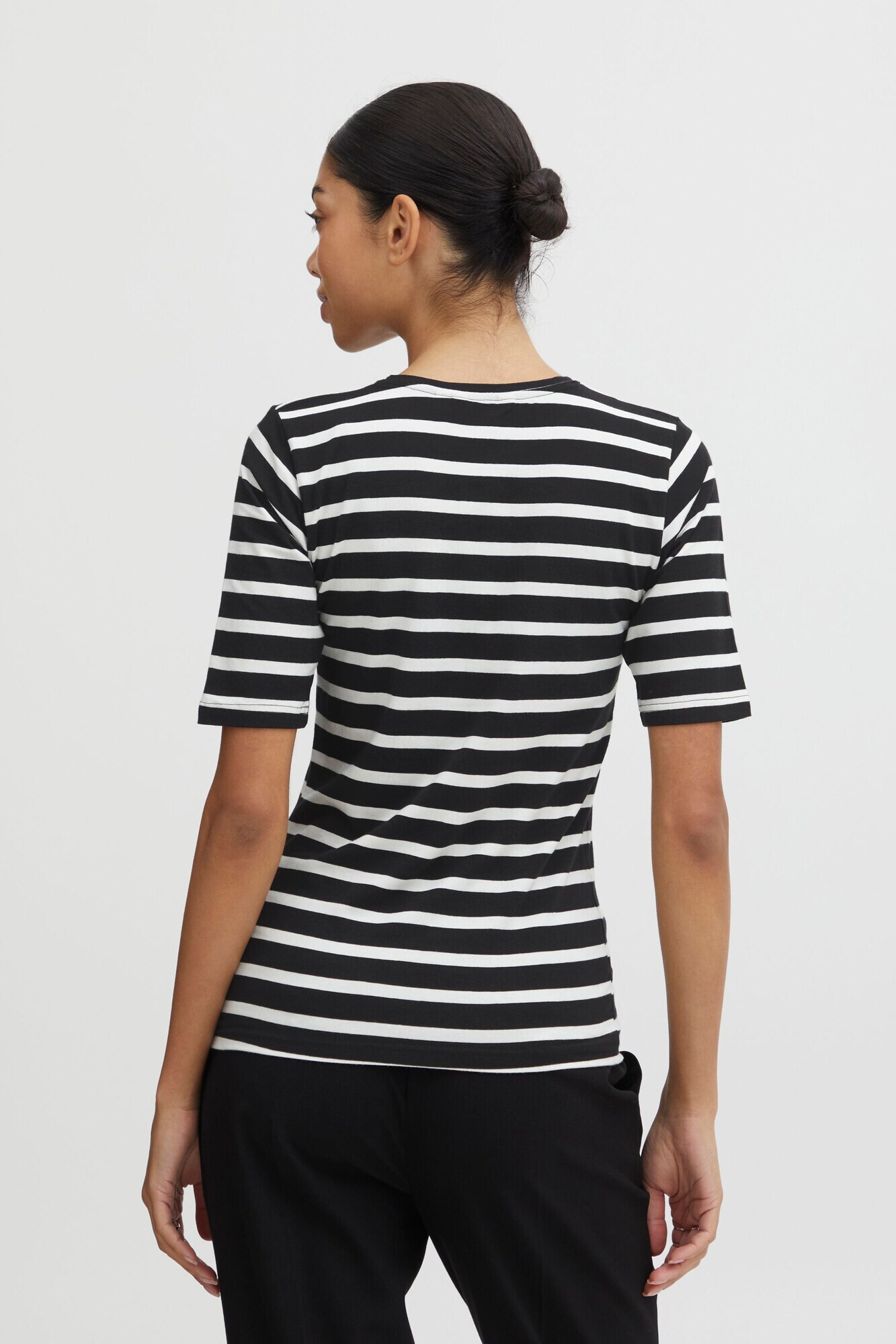 b.young Tricou alb - Pled.ro