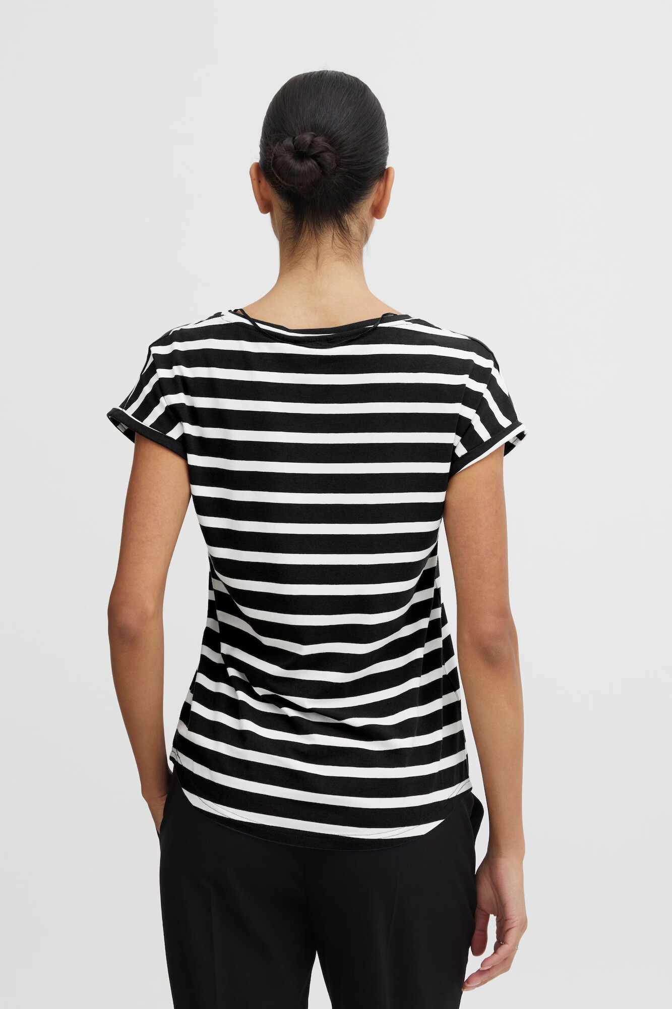 b.young Tricou 'Pamila' negru / alb - Pled.ro