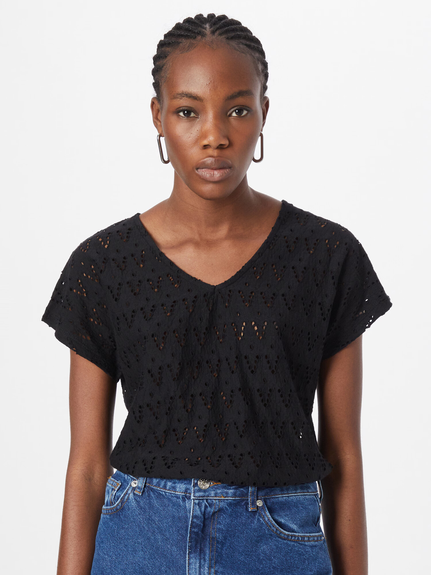 b.young Tricou 'TANVI' negru - Pled.ro