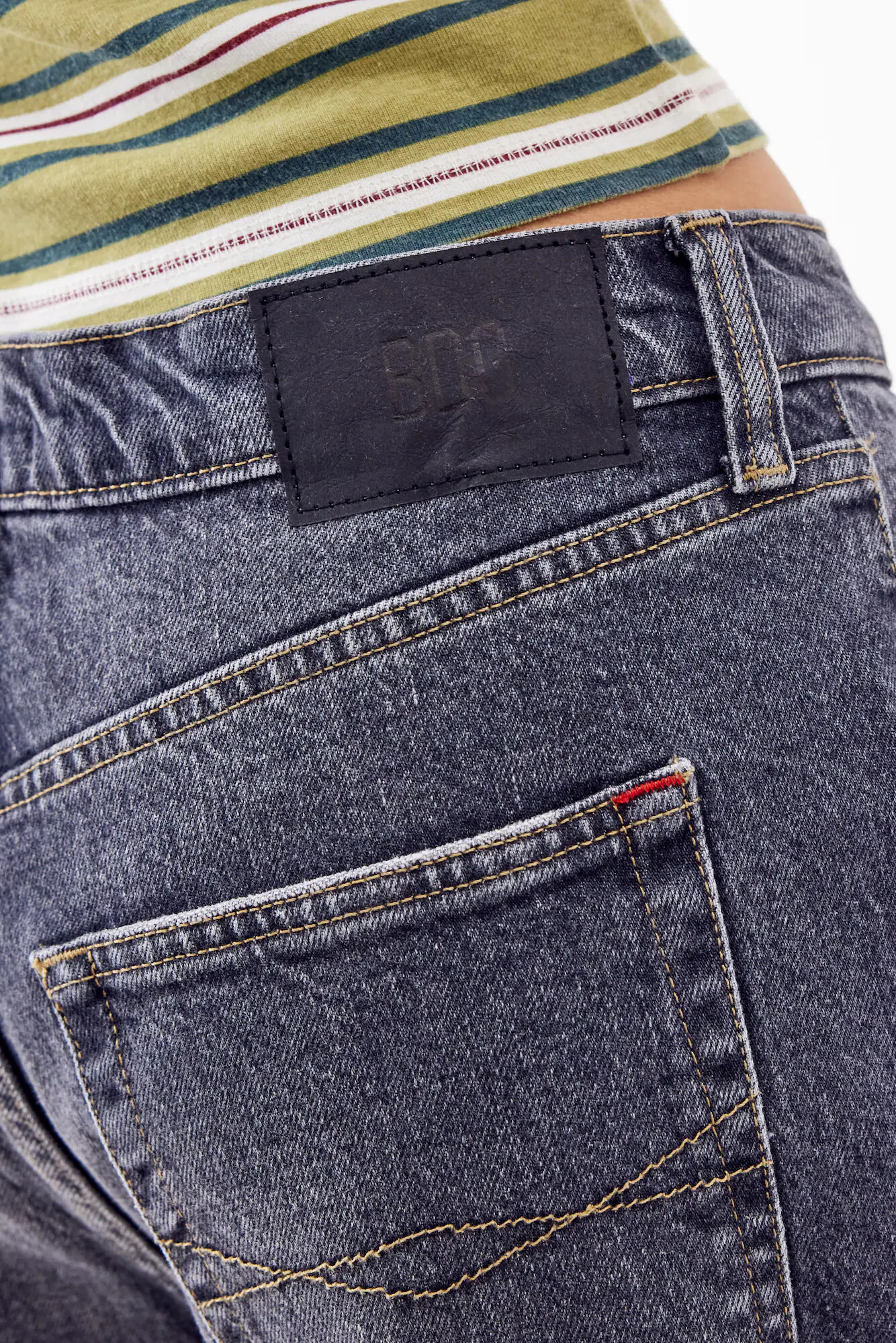 BDG Urban Outfitters Jeans albastru gențiană - Pled.ro