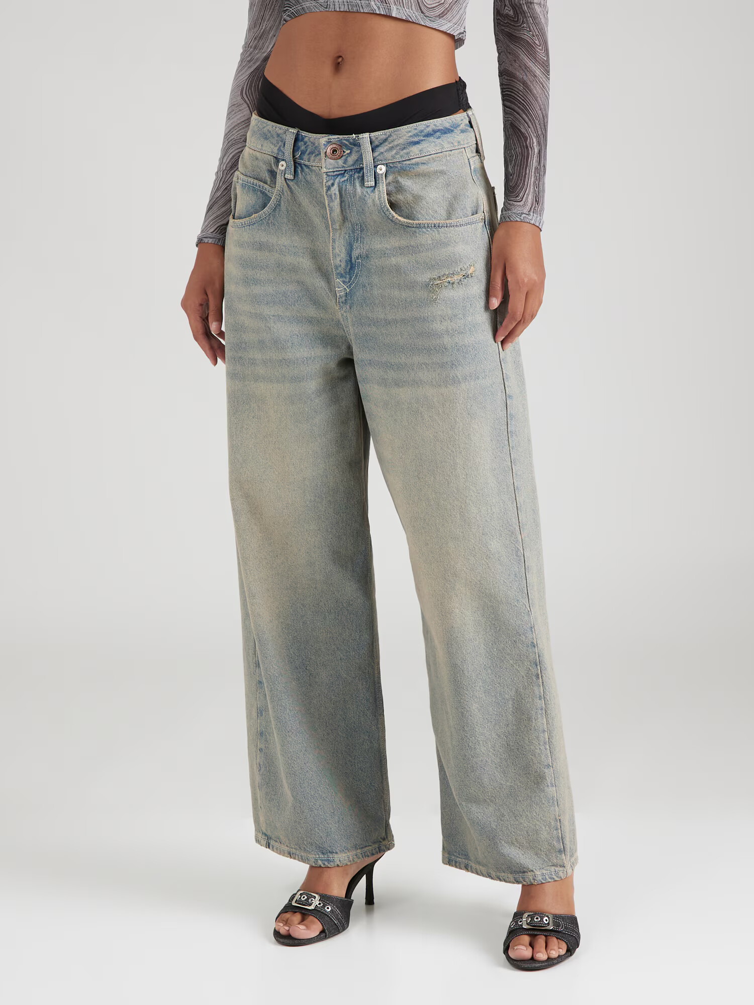 BDG Urban Outfitters Jeans 'Jaya' albastru denim - Pled.ro