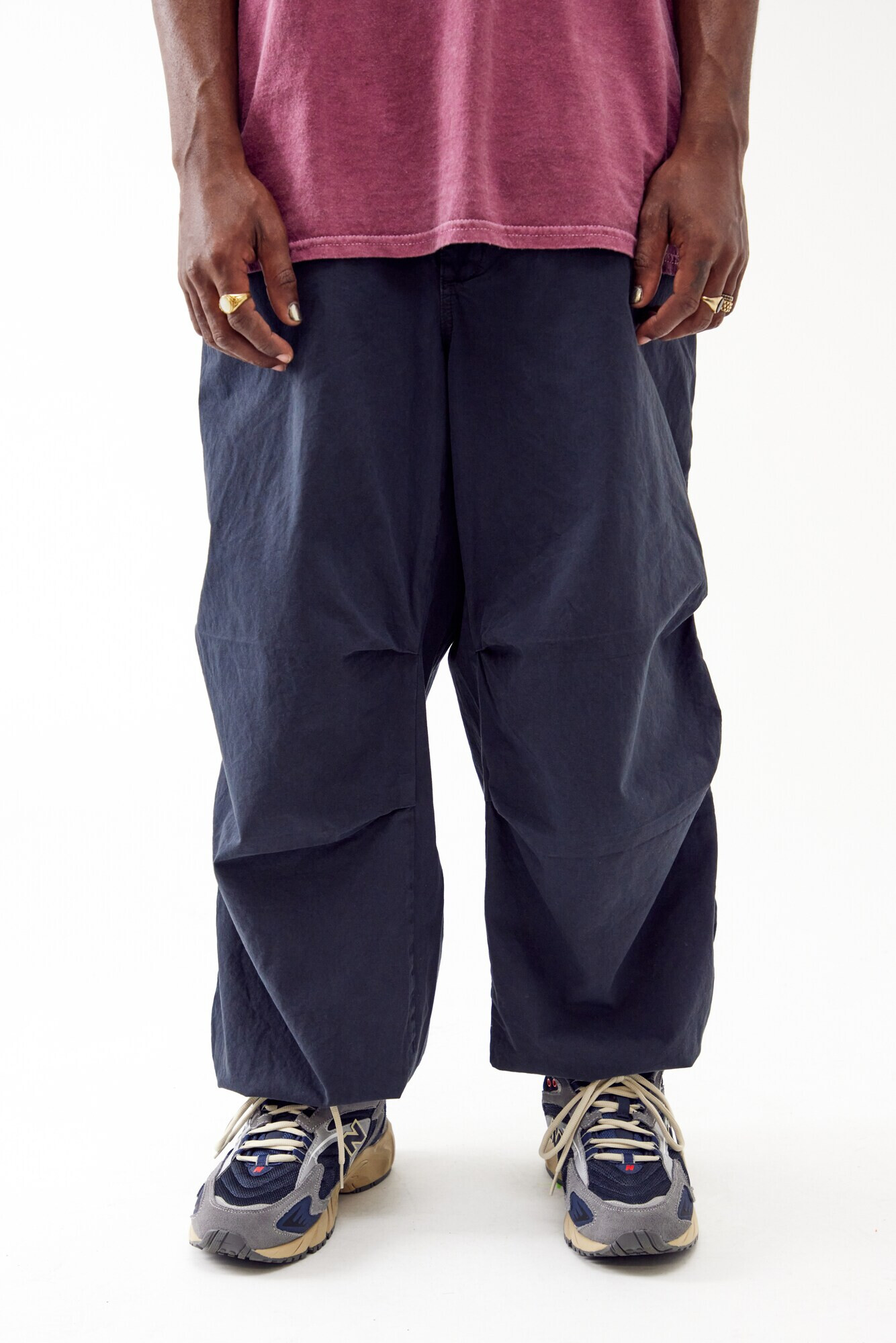 BDG Urban Outfitters Pantaloni bleumarin - Pled.ro