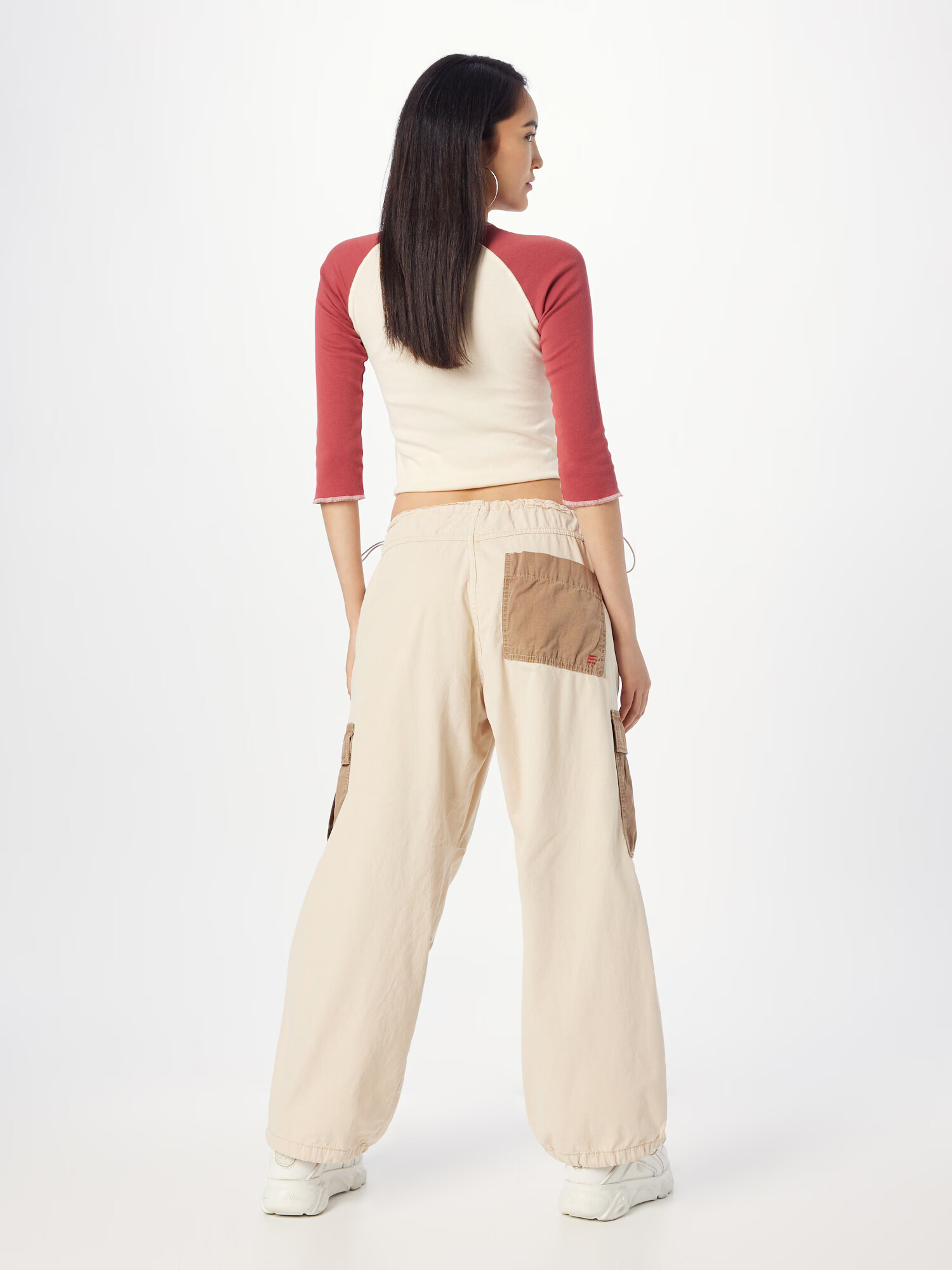 BDG Urban Outfitters Pantaloni cu buzunare crem / maro caramel - Pled.ro