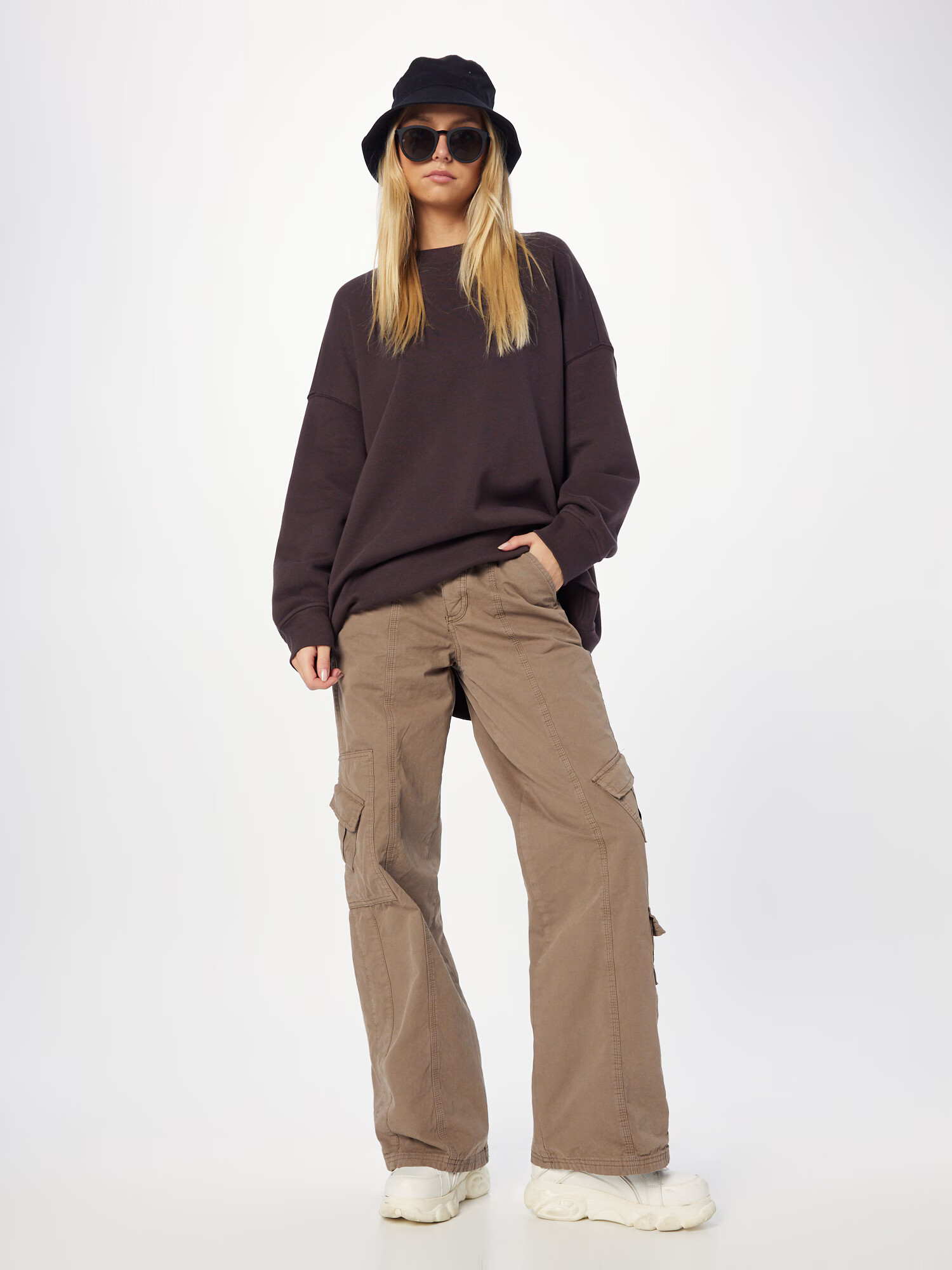 BDG Urban Outfitters Pantaloni cu buzunare kaki - Pled.ro