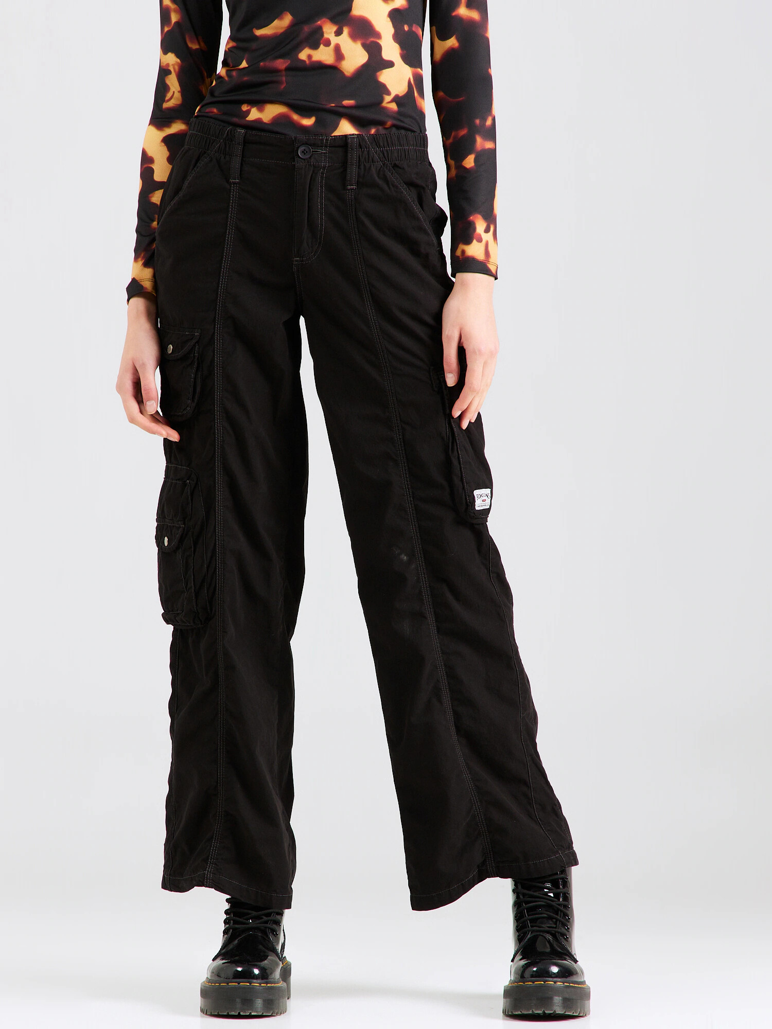 BDG Urban Outfitters Pantaloni cu buzunare negru - Pled.ro