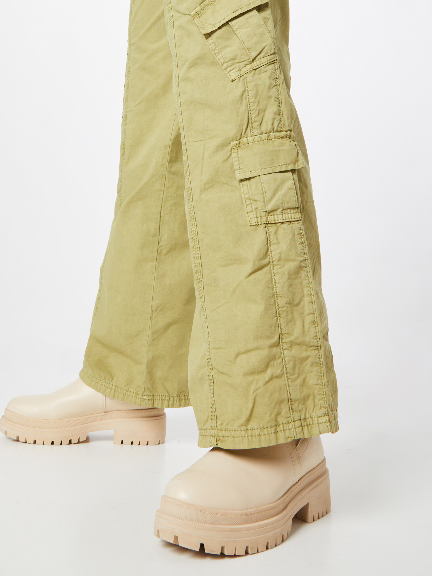 BDG Urban Outfitters Pantaloni cu buzunare verde stuf - Pled.ro