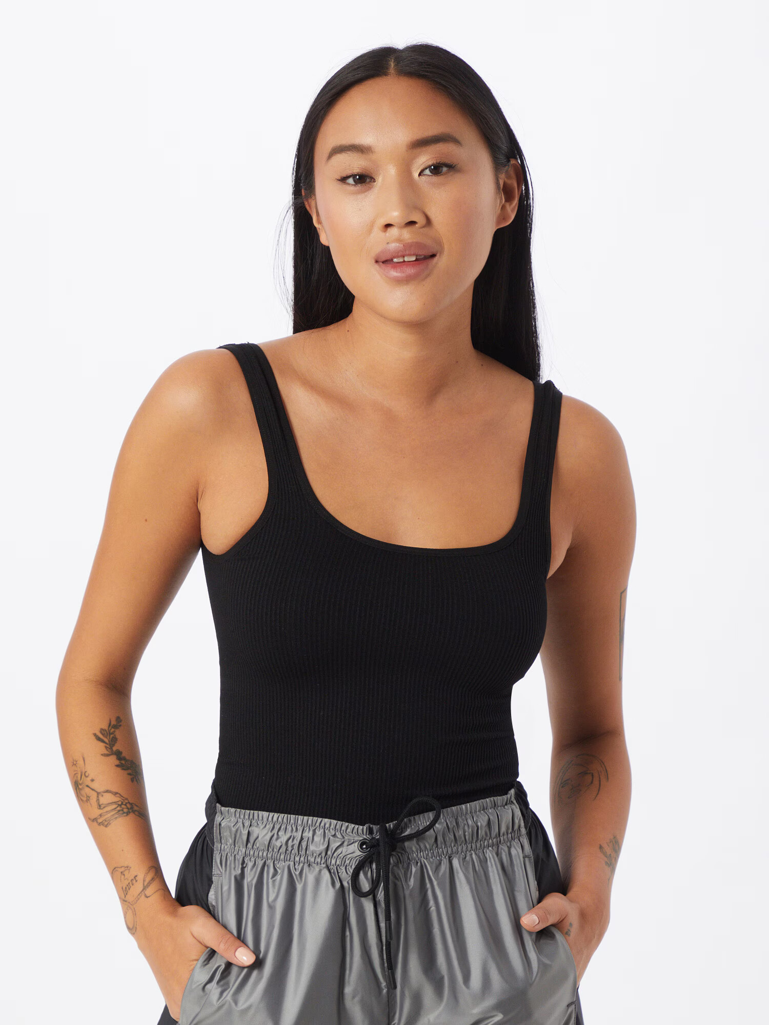 BDG Urban Outfitters Top 'Imogen' negru - Pled.ro