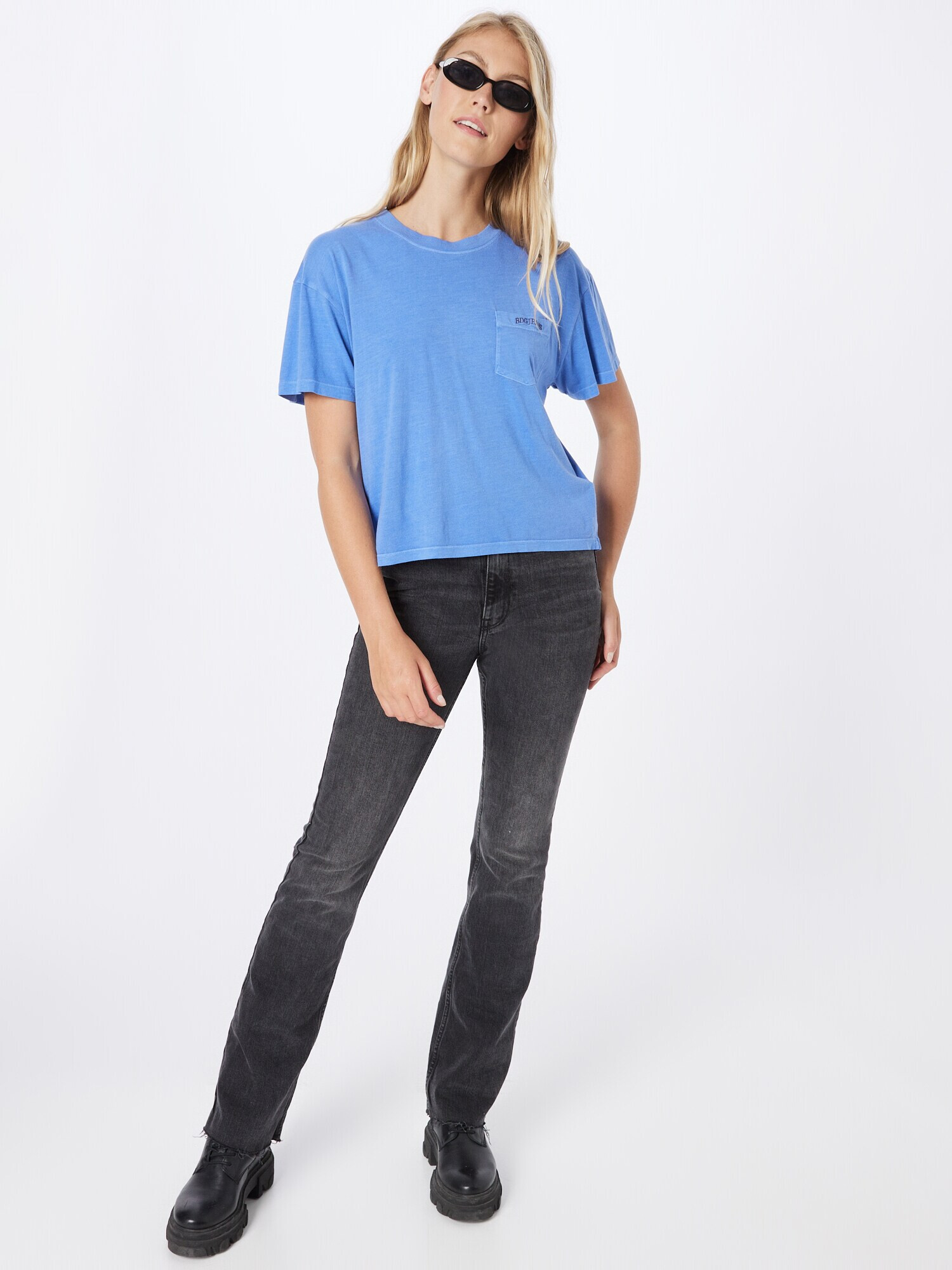 BDG Urban Outfitters Tricou albastru deschis - Pled.ro