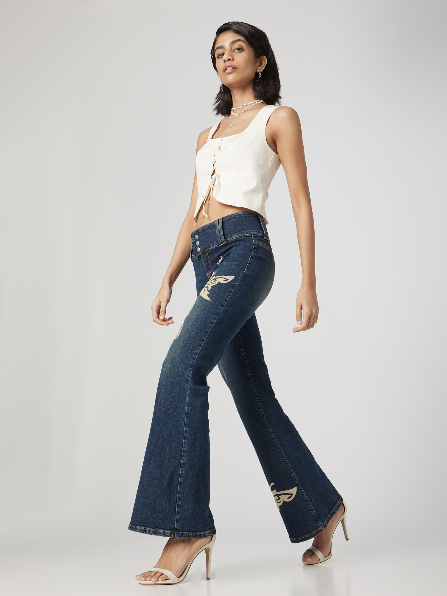 Bella x ABOUT YOU Jeans 'Henrike' crem / albastru denim - Pled.ro