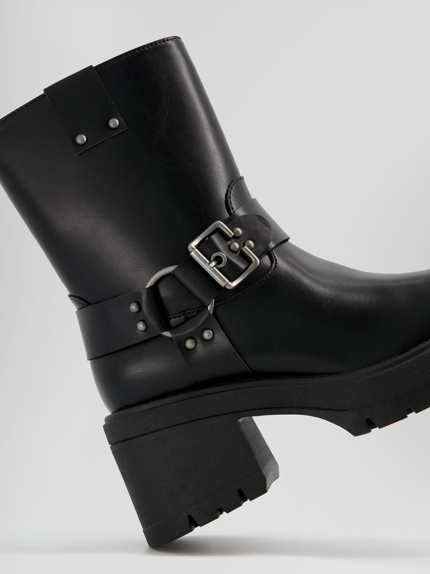 Bershka Botine negru - Pled.ro