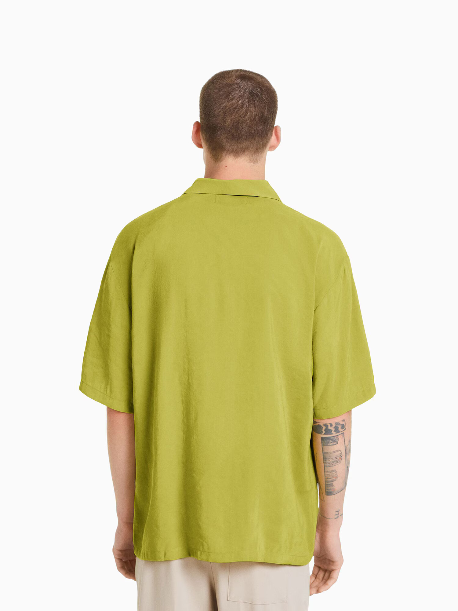 Bershka Cămașă verde stuf - Pled.ro