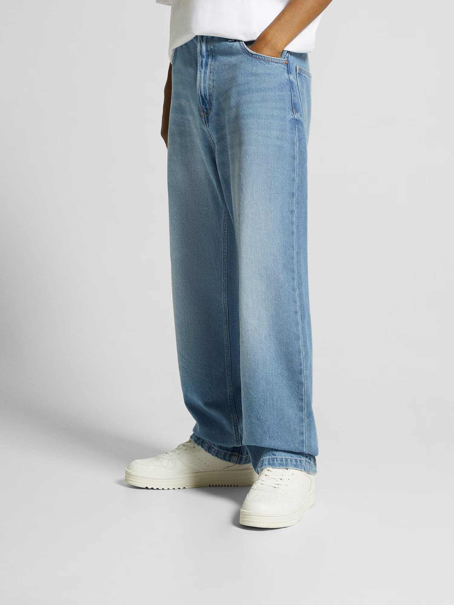 Bershka Jeans albastru denim - Pled.ro