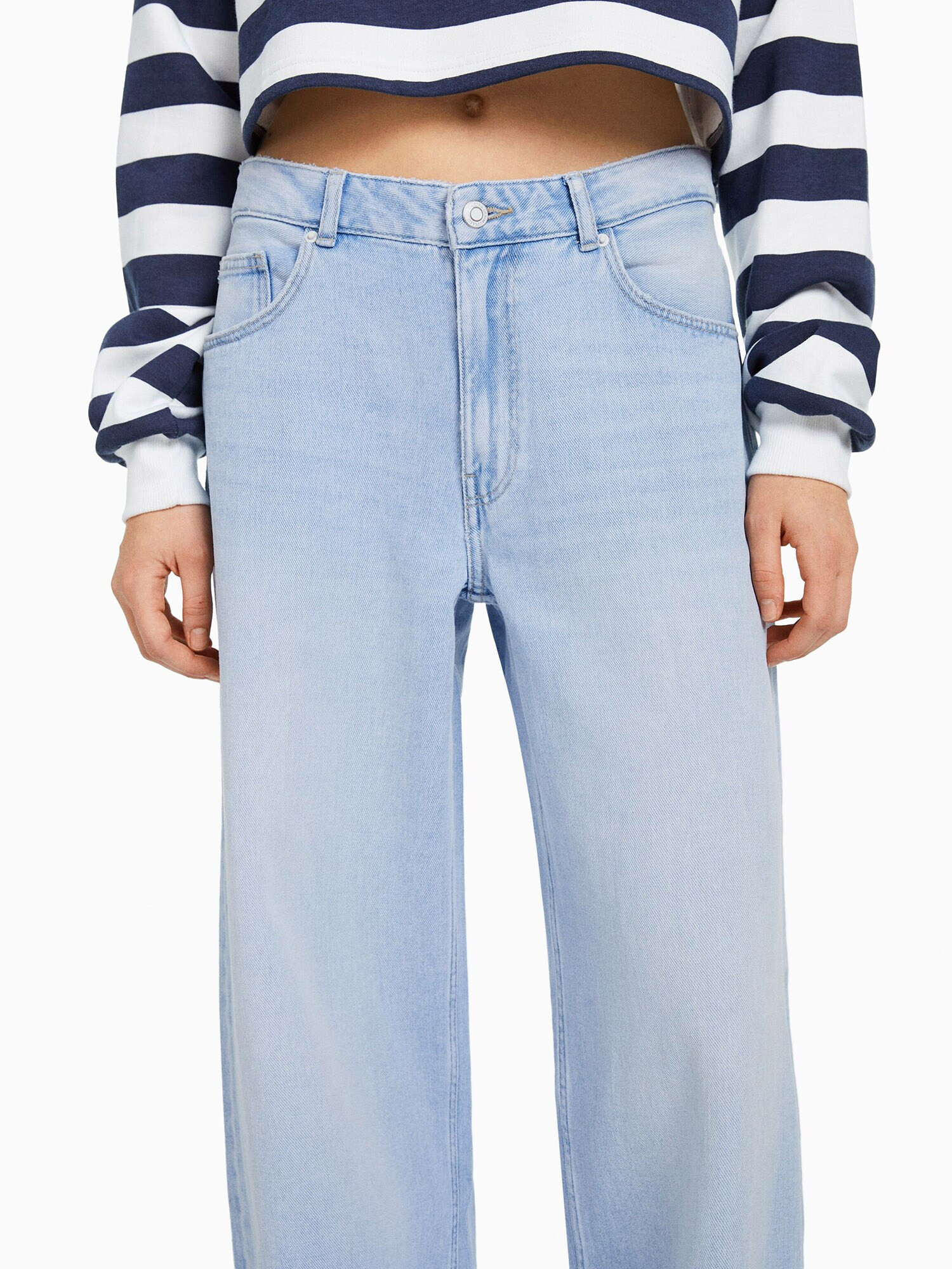 Bershka Jeans albastru deschis - Pled.ro