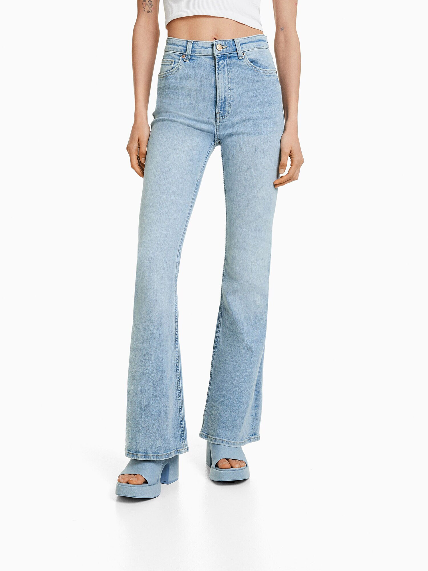 Bershka Jeans albastru deschis - Pled.ro