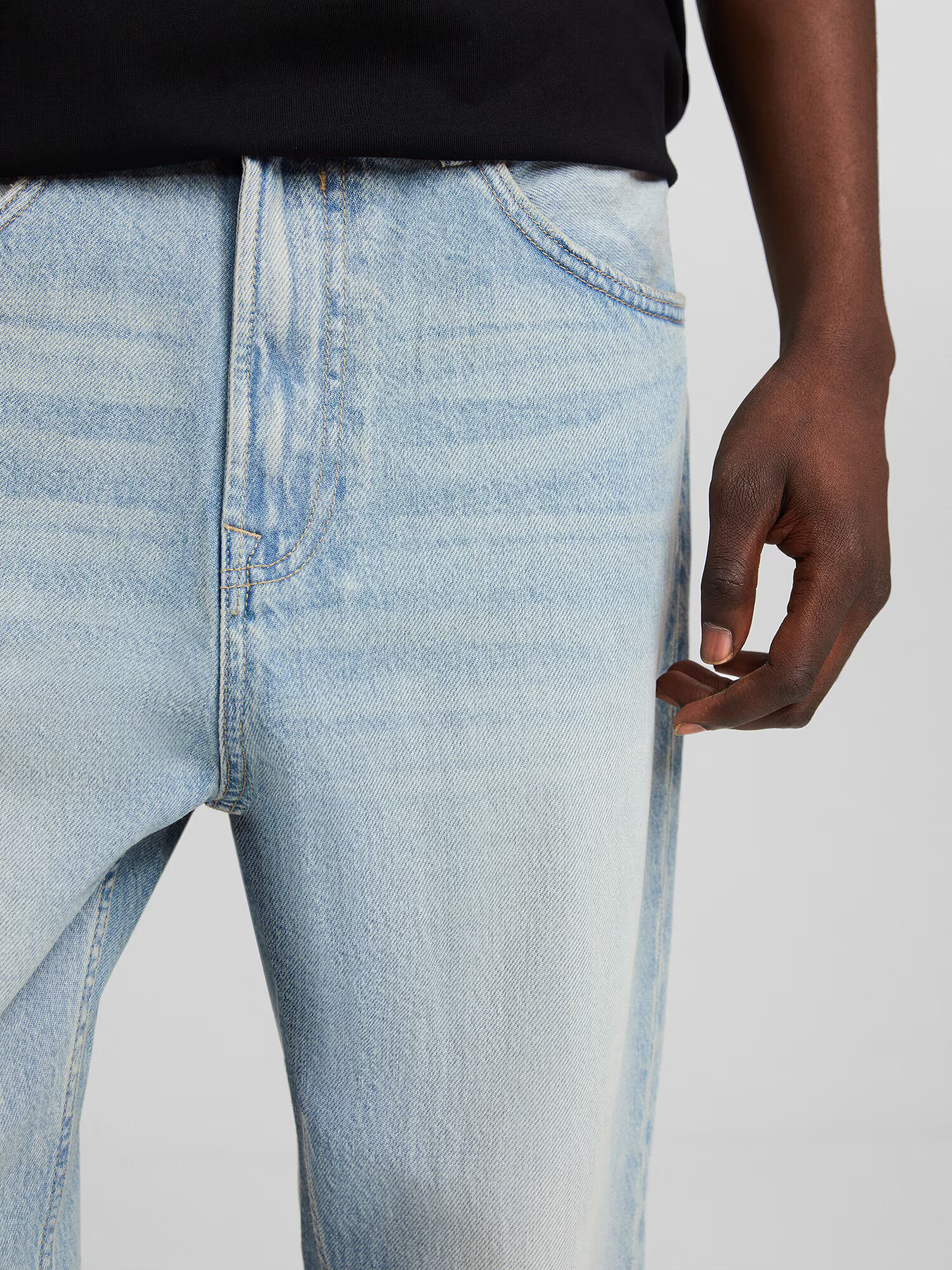 Bershka Jeans albastru deschis - Pled.ro