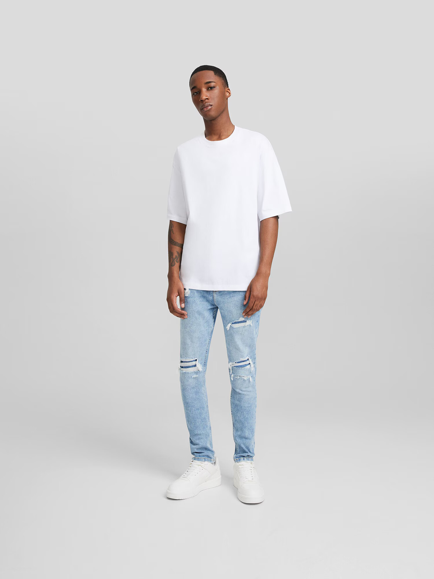 Bershka Jeans albastru deschis - Pled.ro