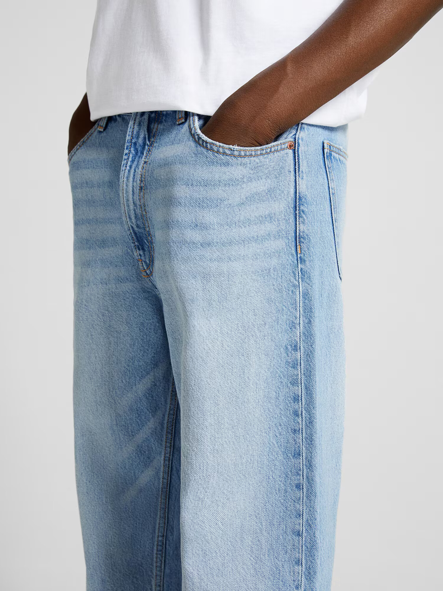 Bershka Jeans albastru - Pled.ro