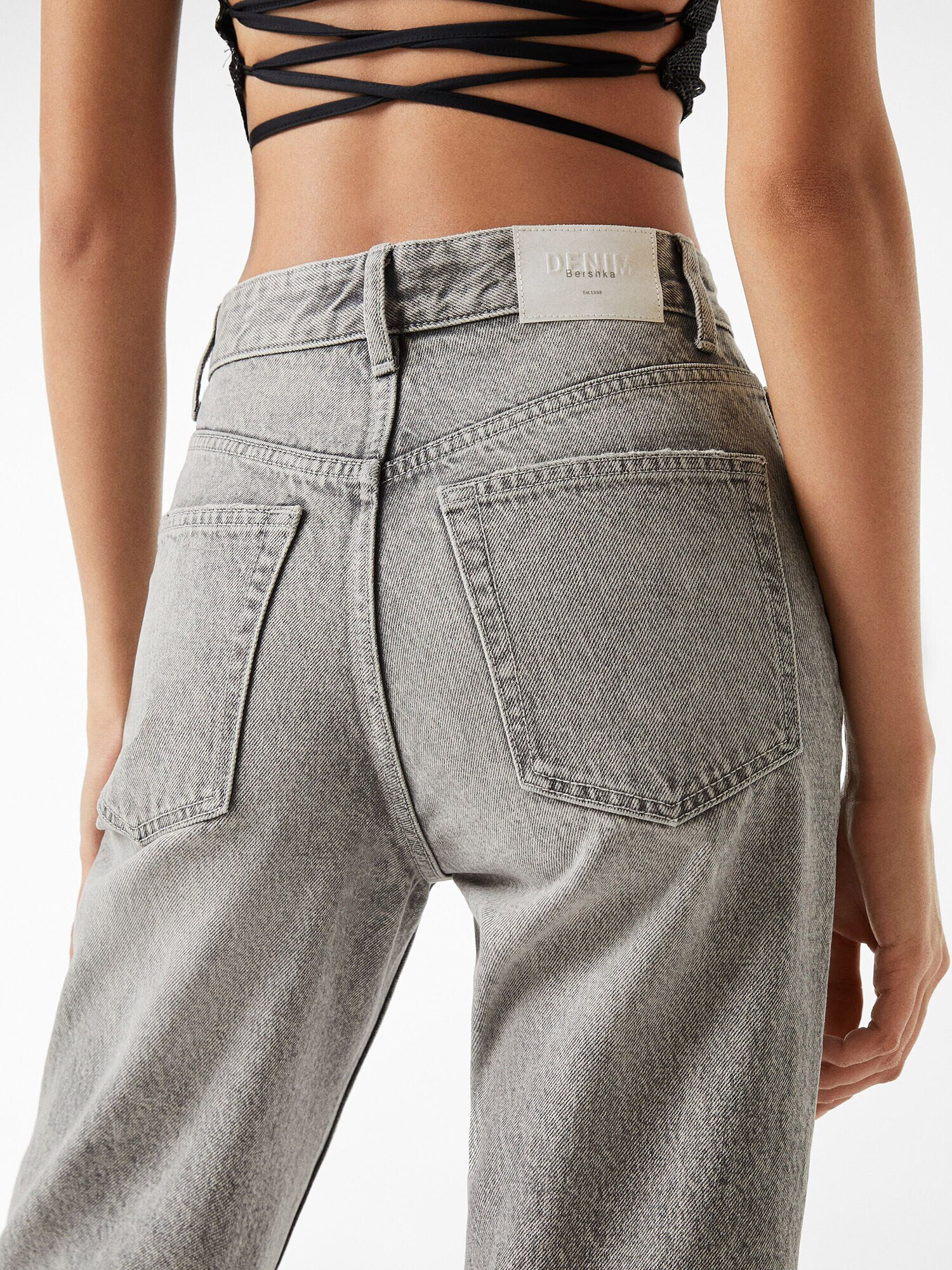 Bershka Jeans gri deschis - Pled.ro