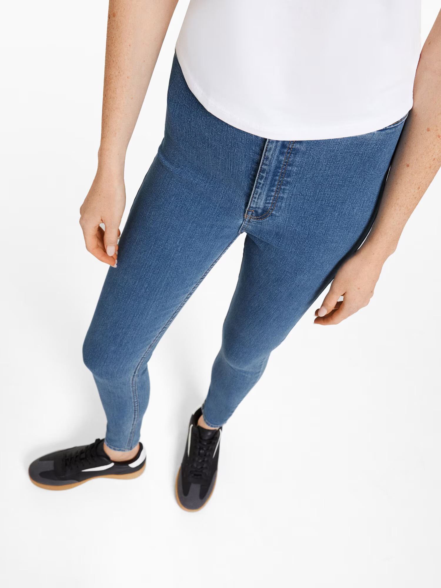 Bershka Jeggings albastru - Pled.ro