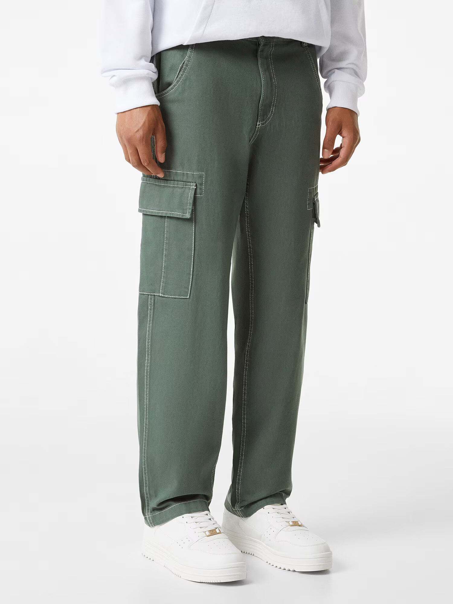 Bershka Pantaloni cu buzunare gri grafit - Pled.ro