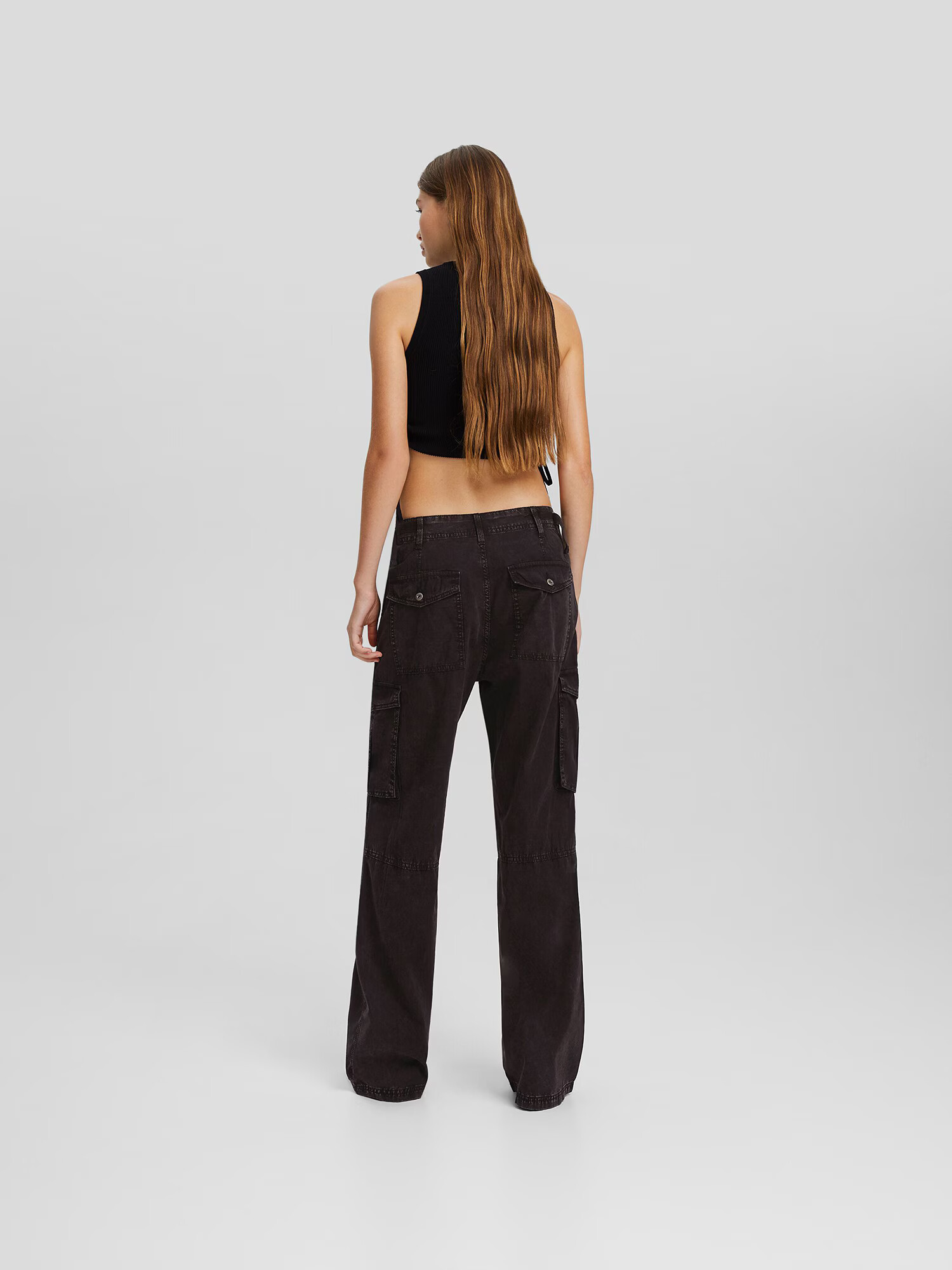 Bershka Pantaloni cu buzunare negru - Pled.ro