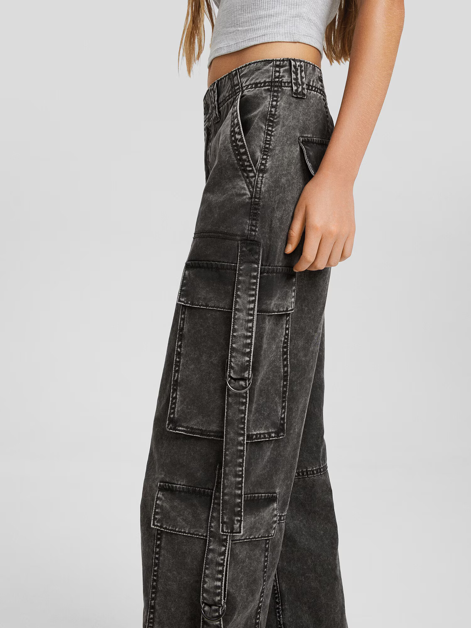 Bershka Pantaloni cu buzunare negru denim - Pled.ro