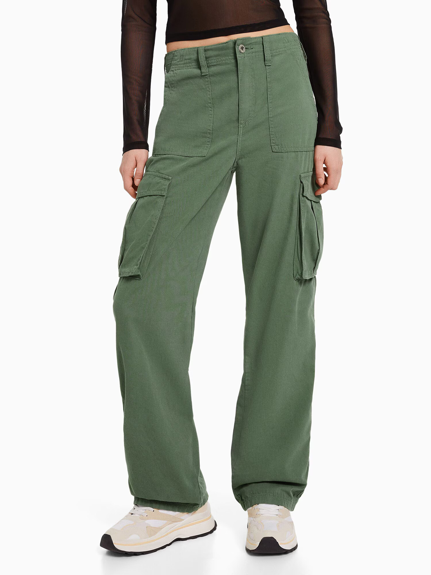 Bershka Pantaloni cu buzunare verde - Pled.ro