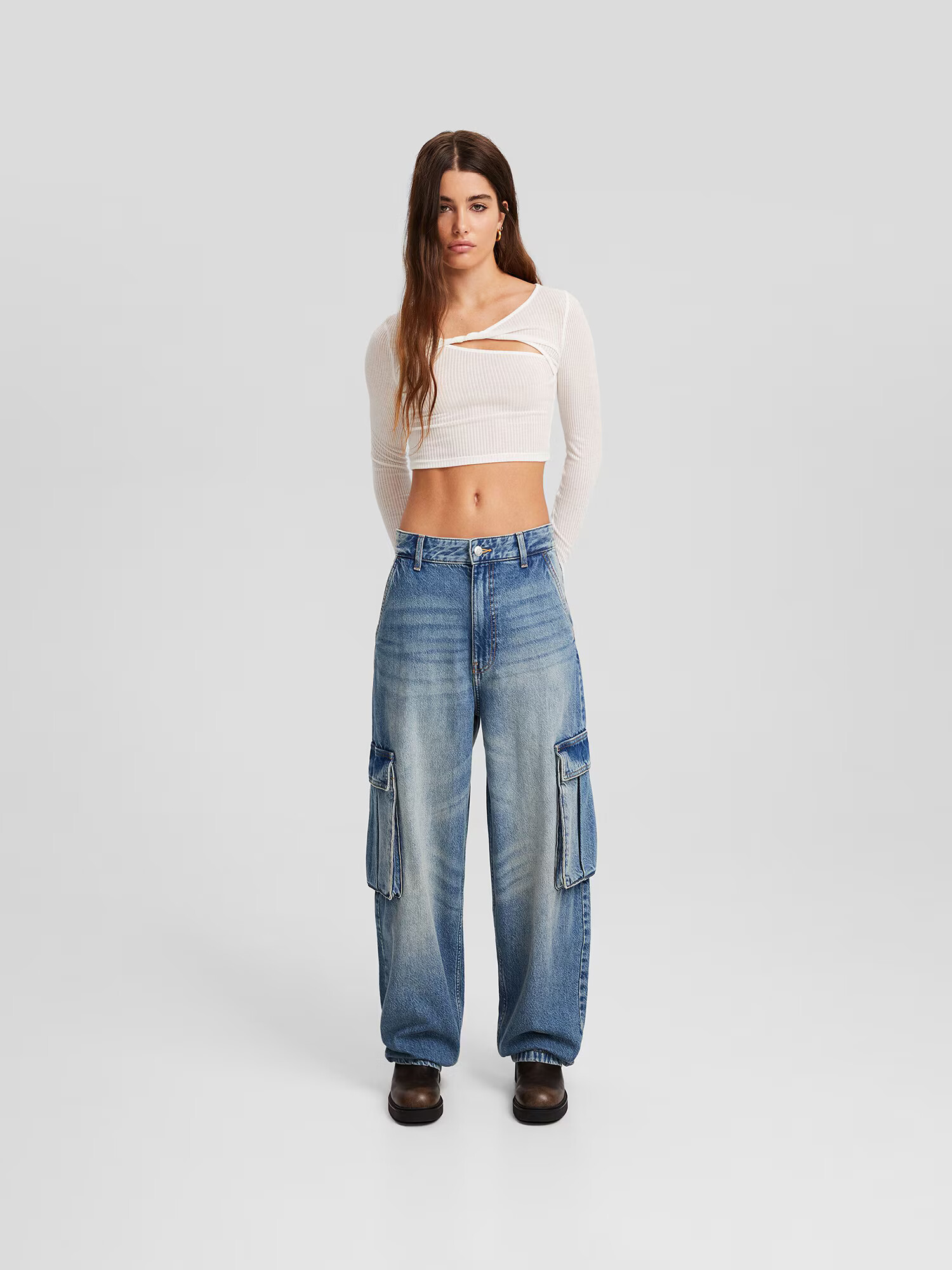 Bershka Pantaloni eleganți albastru denim - Pled.ro