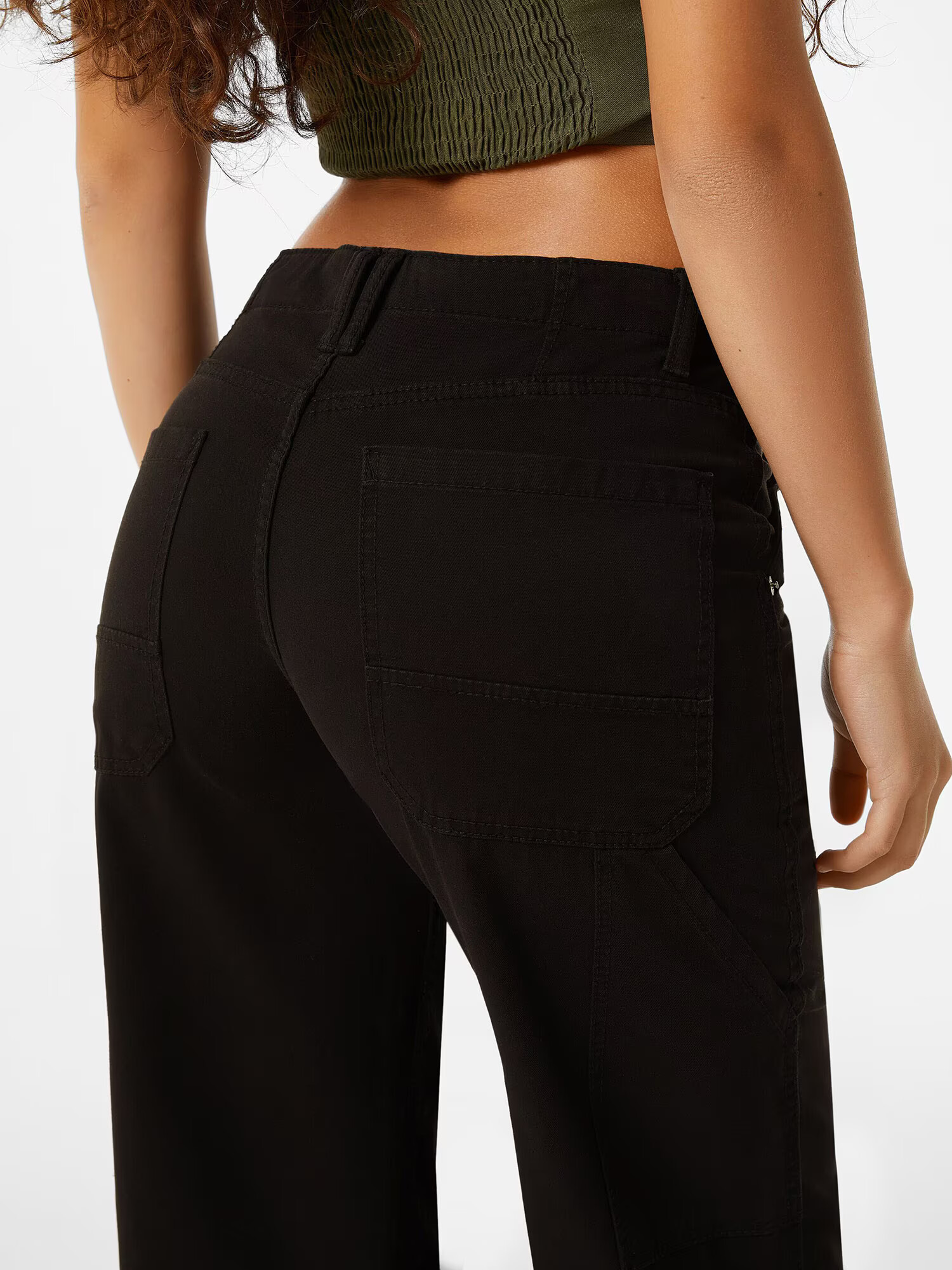 Bershka Pantaloni negru - Pled.ro