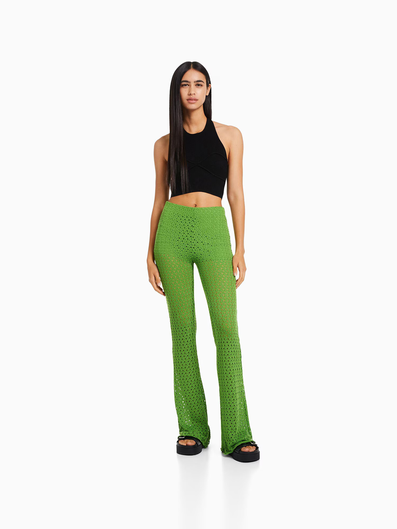 Bershka Pantaloni verde - Pled.ro