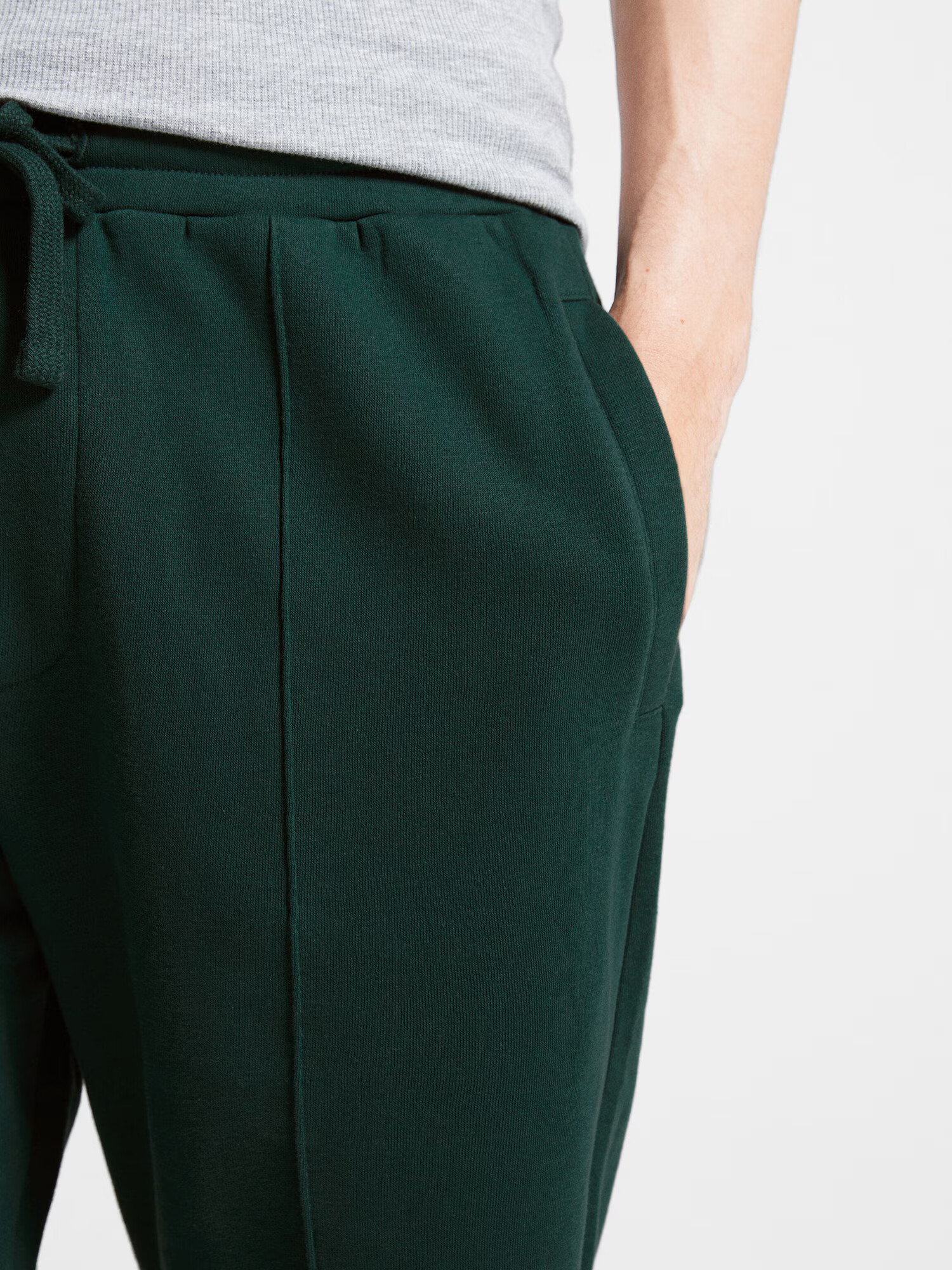 Bershka Pantaloni verde închis - Pled.ro