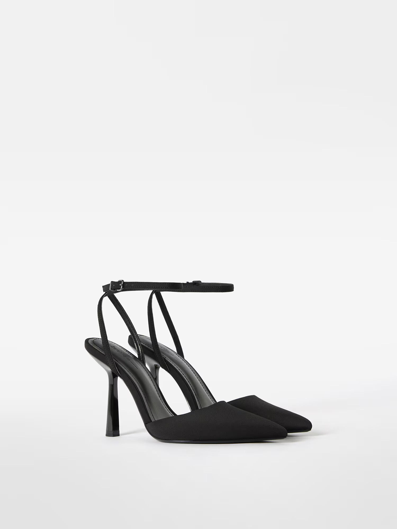 Bershka Pumps negru - Pled.ro