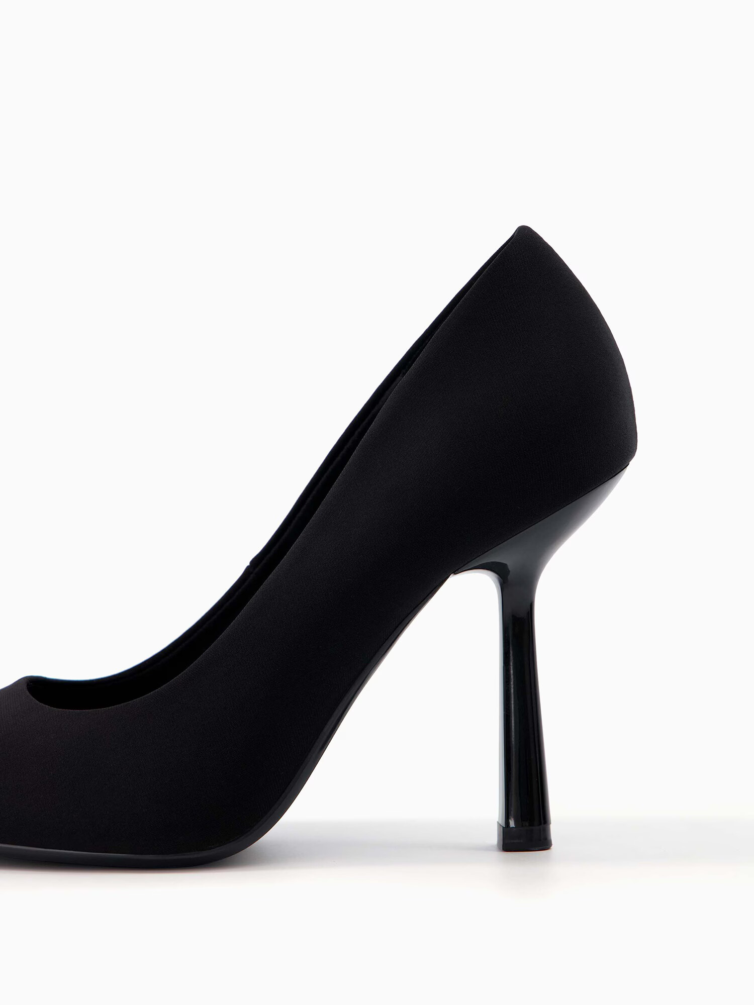 Bershka Pumps negru - Pled.ro