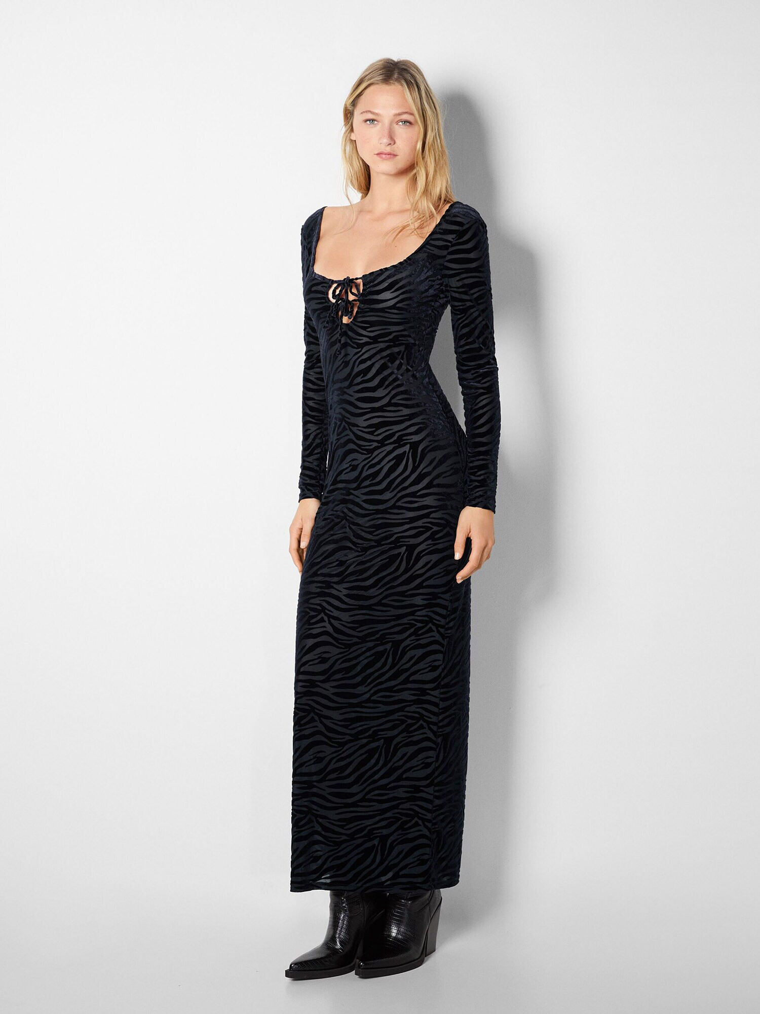 Bershka Rochie albastru noapte - Pled.ro