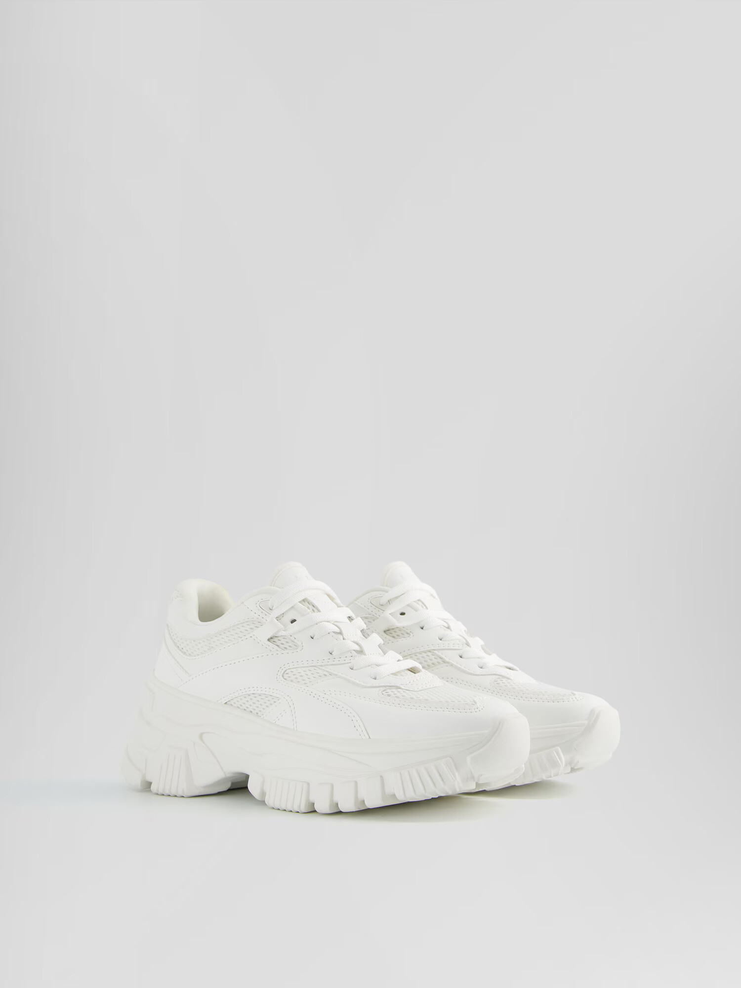 Bershka Sneaker low alb - Pled.ro