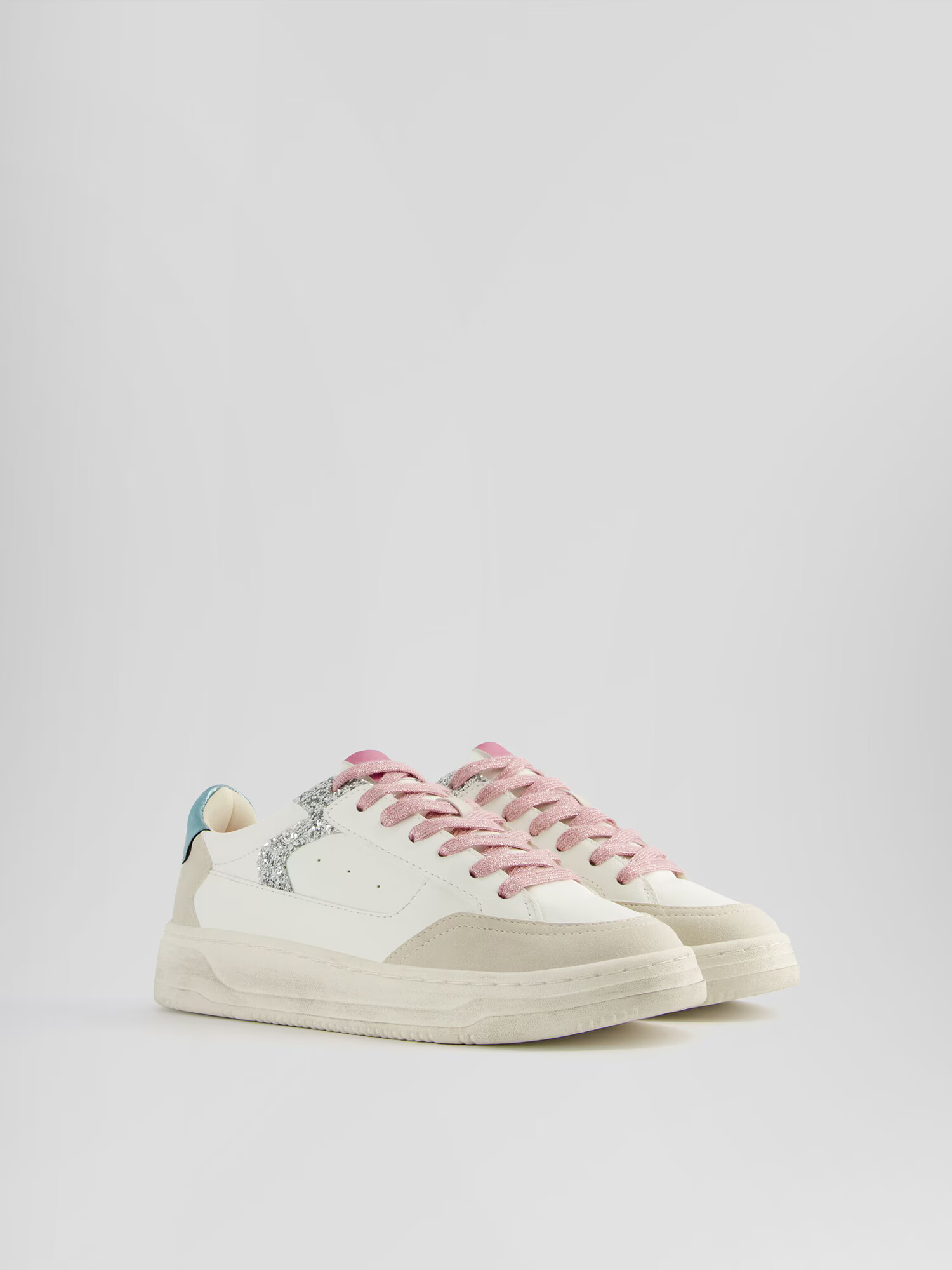 Bershka Sneaker low bej / albastru deschis / roz / alb - Pled.ro