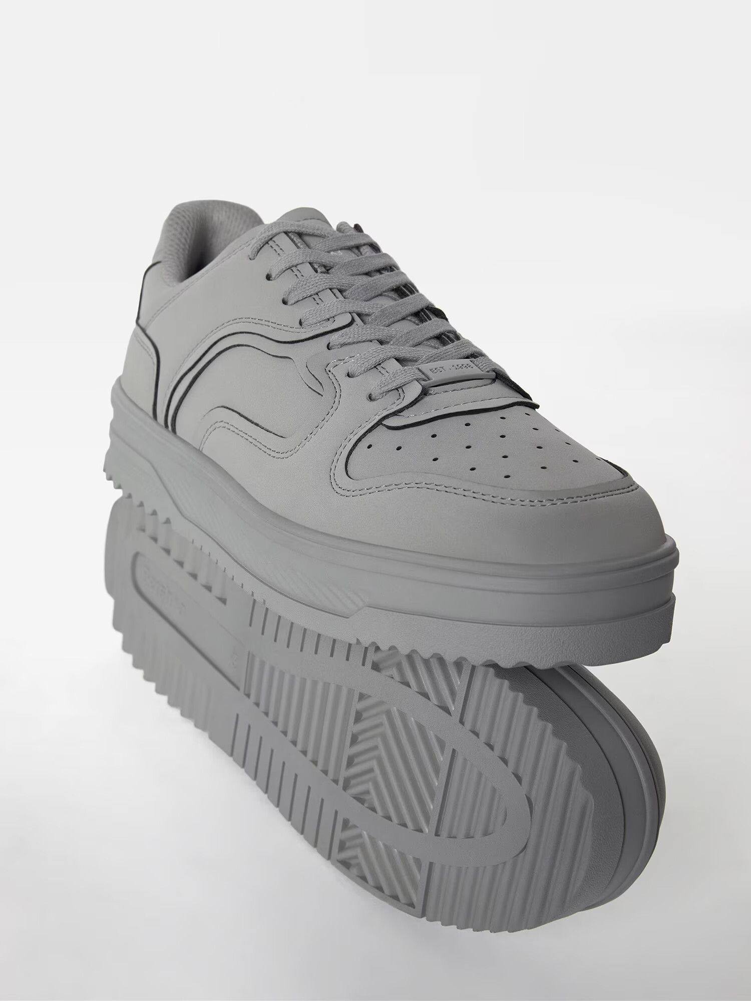 Bershka Sneaker low gri - Pled.ro