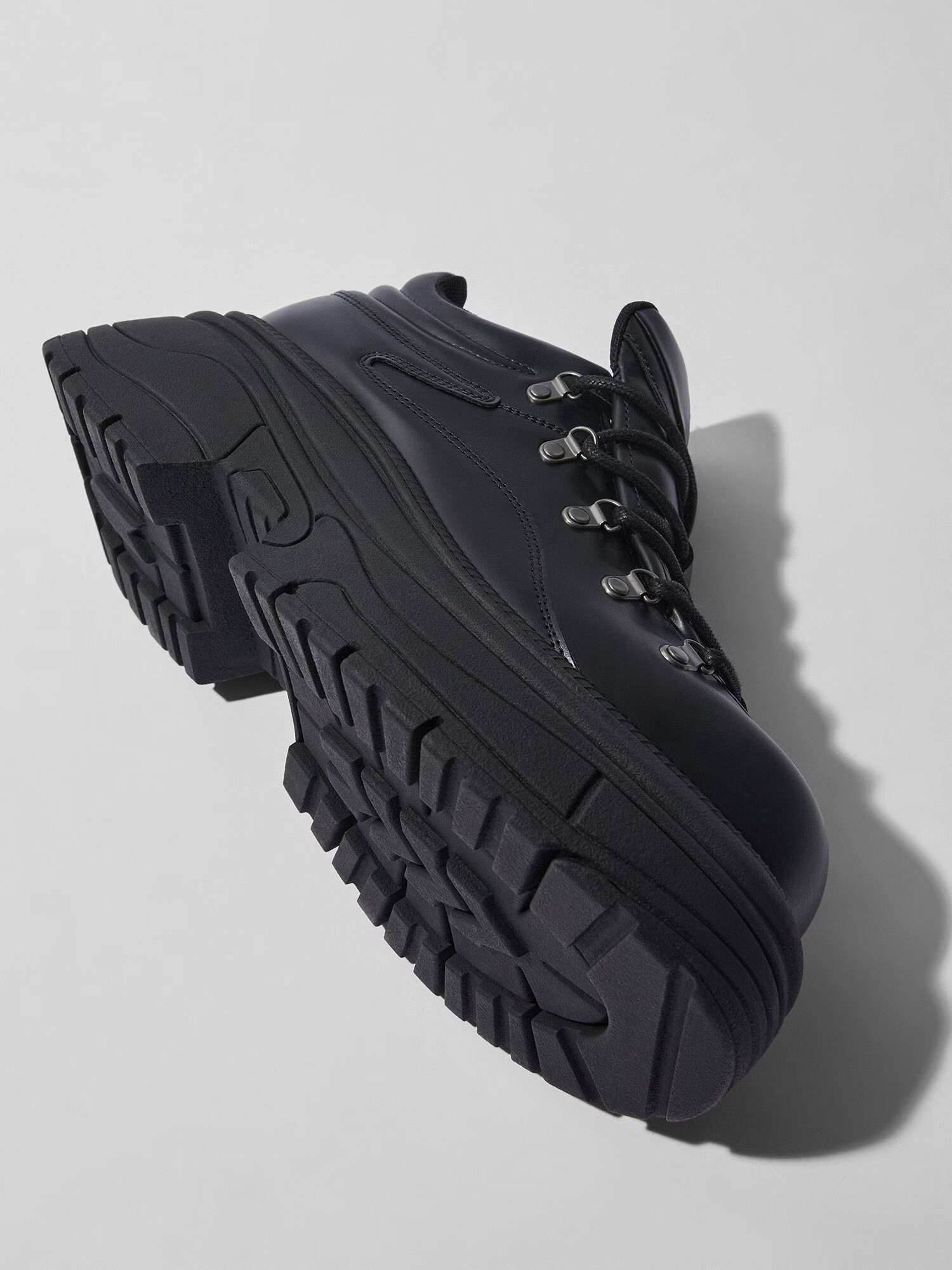 Bershka Sneaker low negru - Pled.ro