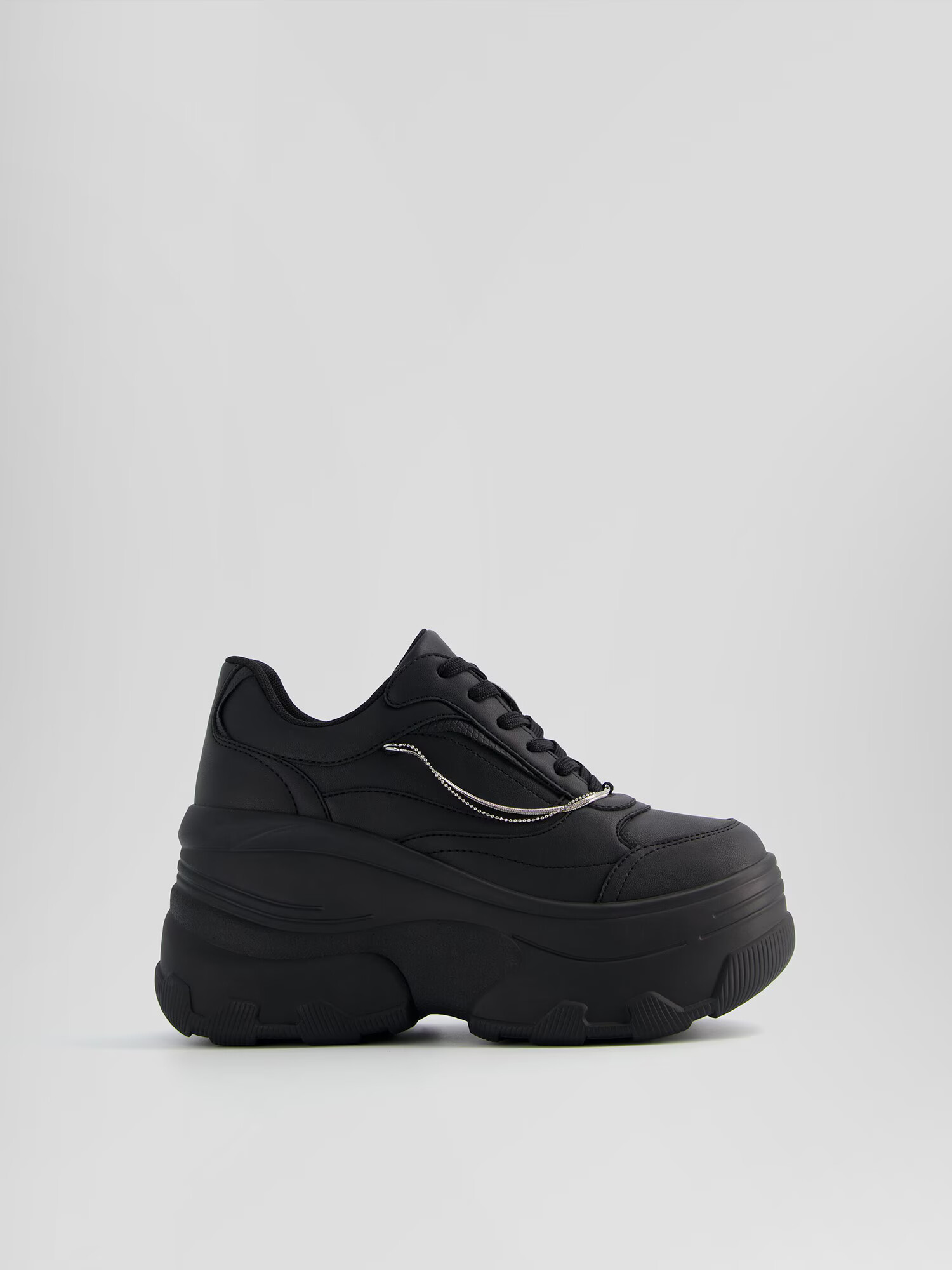 Bershka Sneaker low negru - Pled.ro