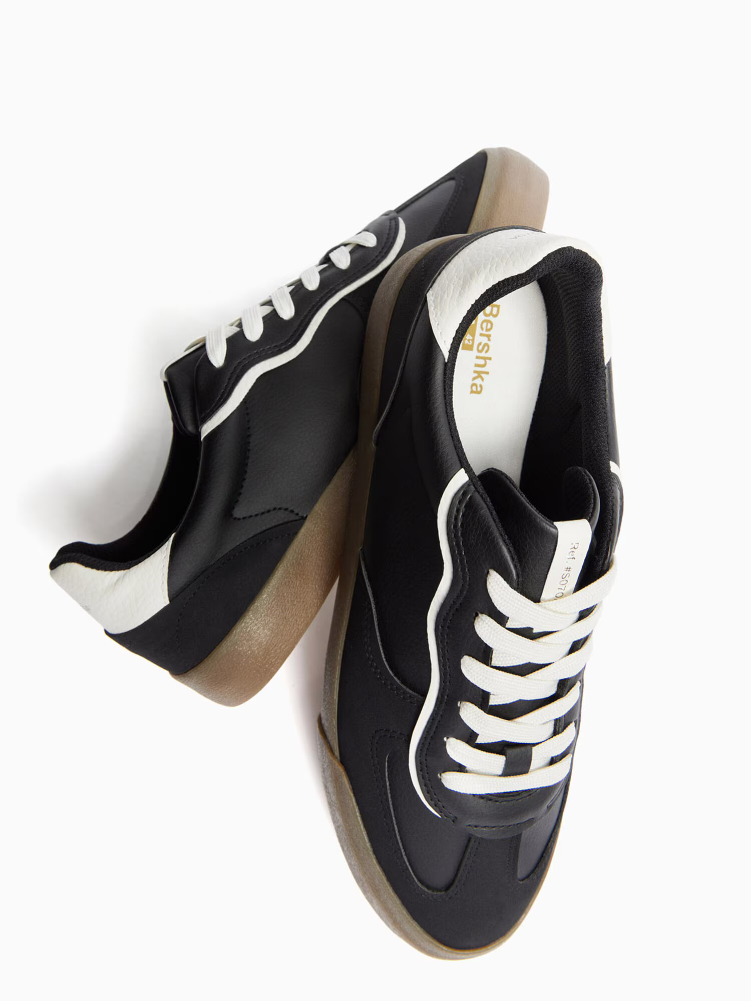 Bershka Sneaker low negru / alb - Pled.ro