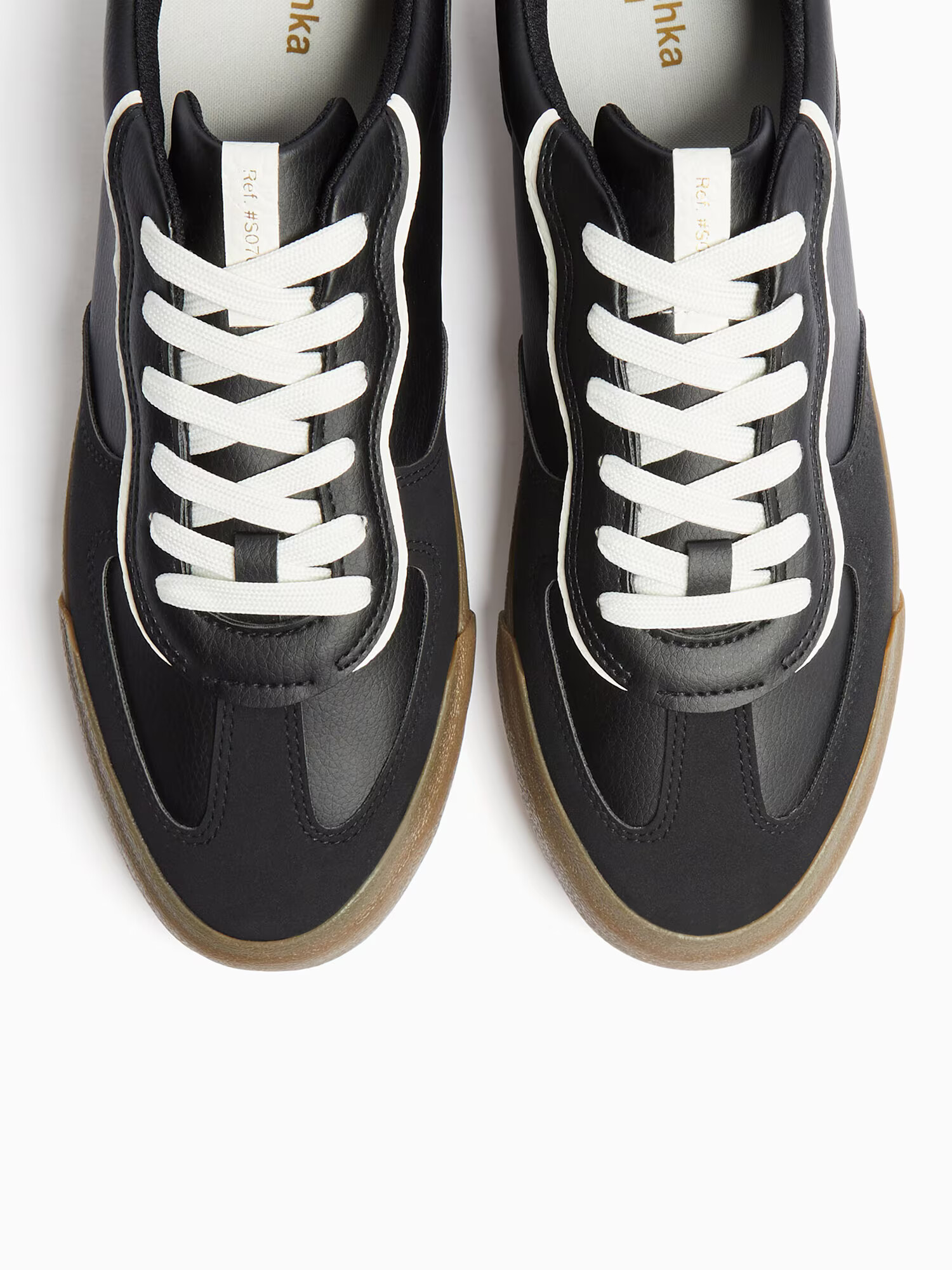 Bershka Sneaker low negru / alb - Pled.ro