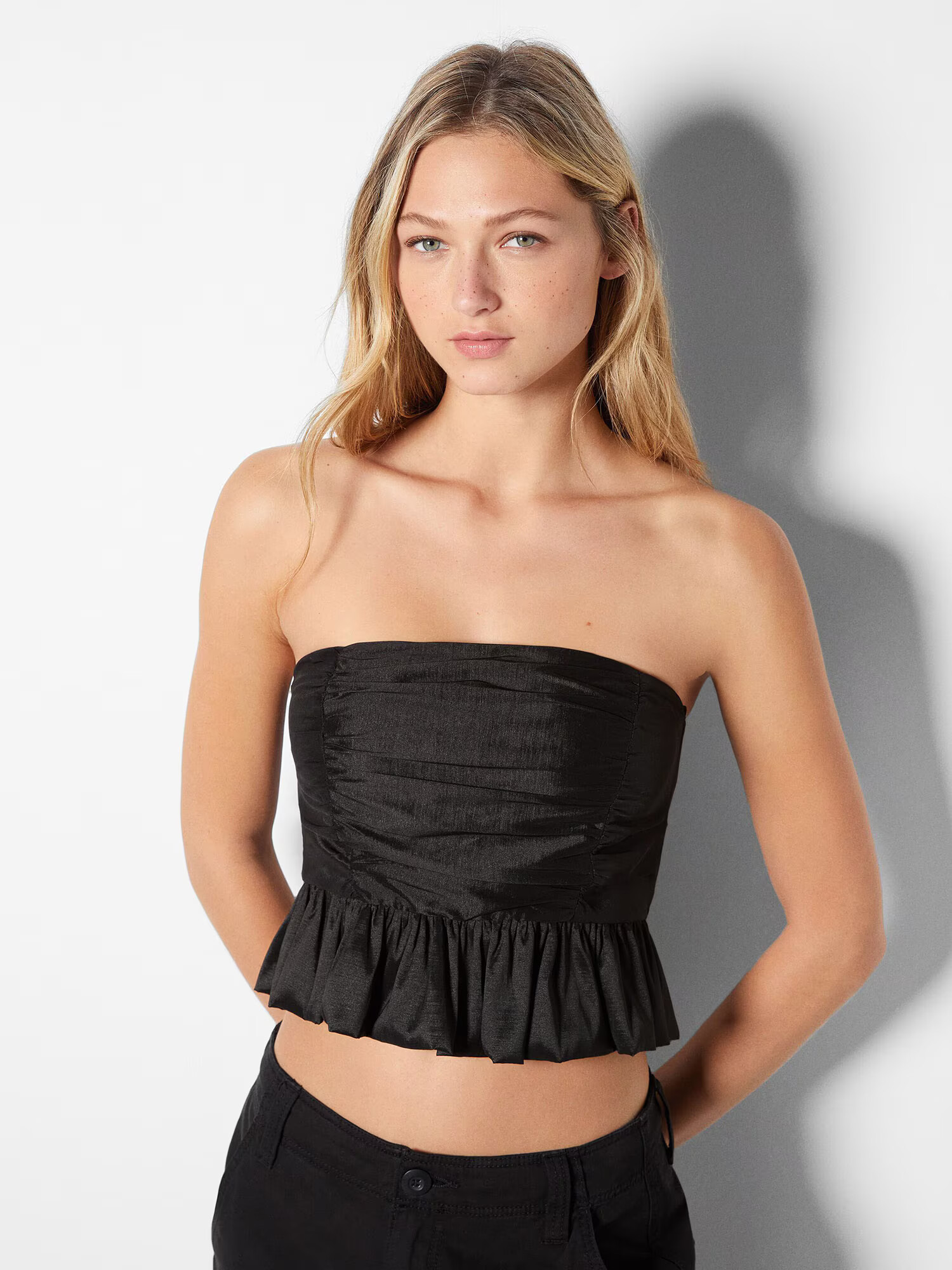 Bershka Top negru - Pled.ro