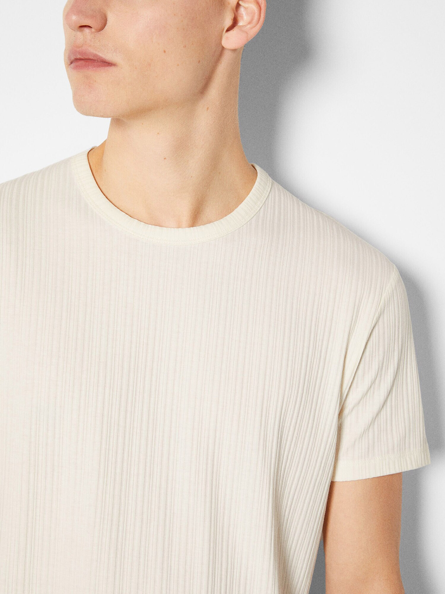 Bershka Tricou alb natural - Pled.ro