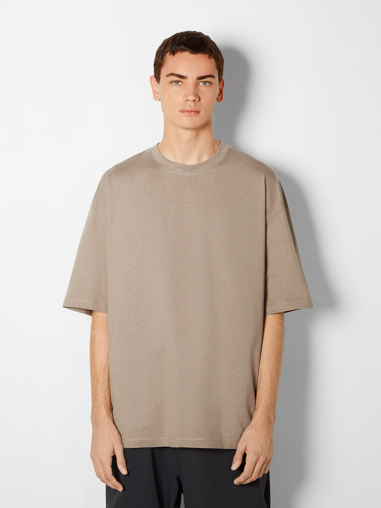 Bershka Tricou grej - Pled.ro