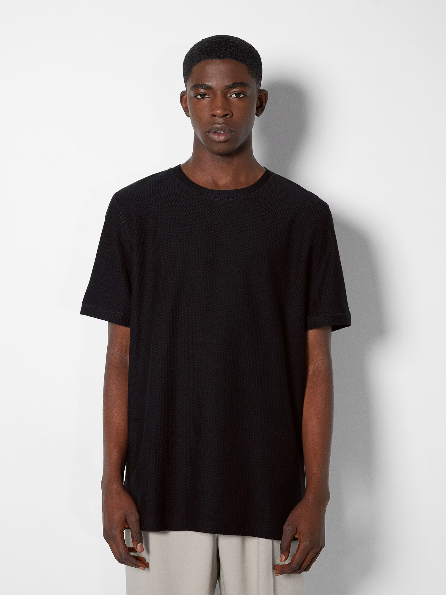 Bershka Tricou negru - Pled.ro