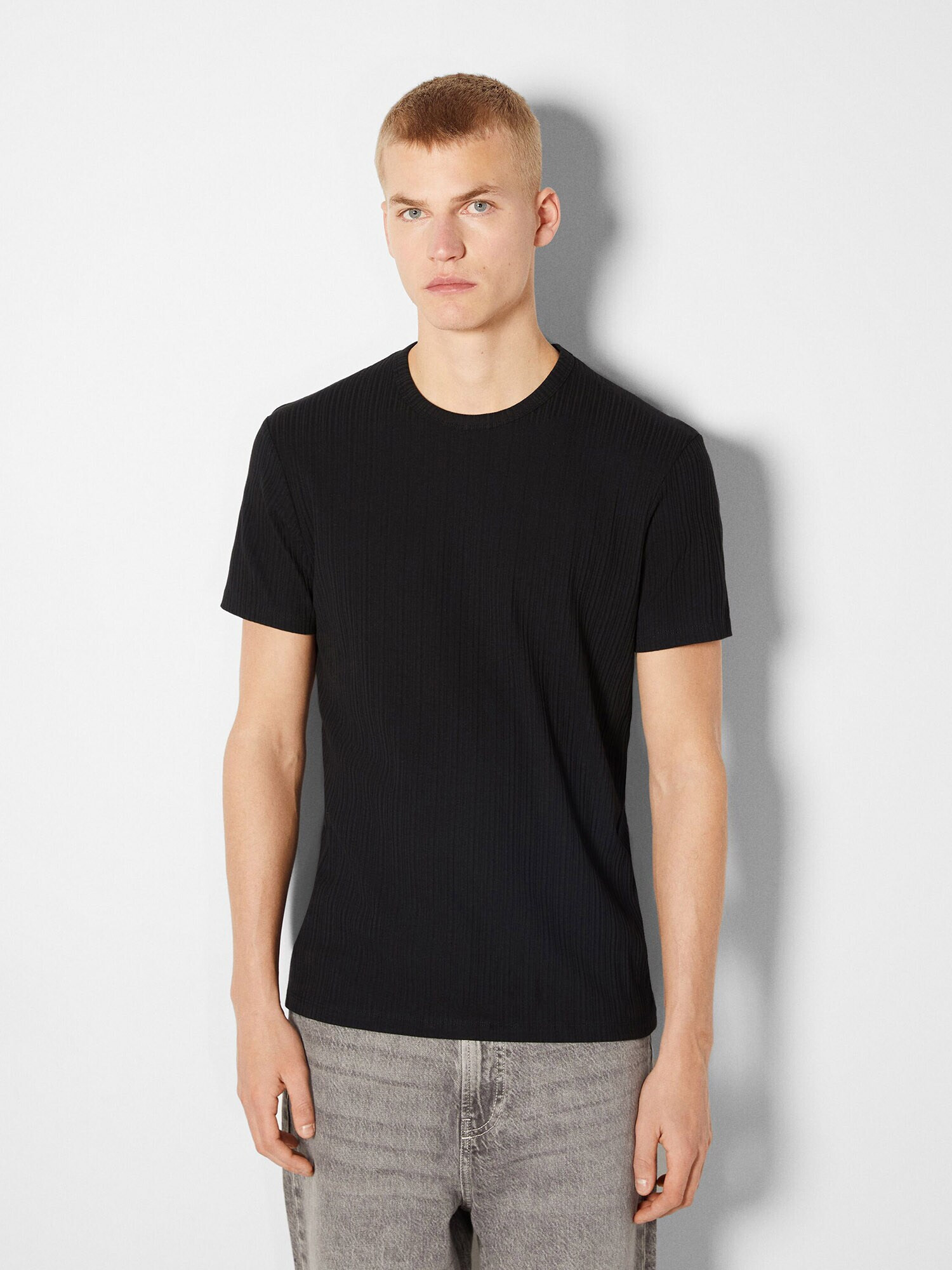 Bershka Tricou negru - Pled.ro