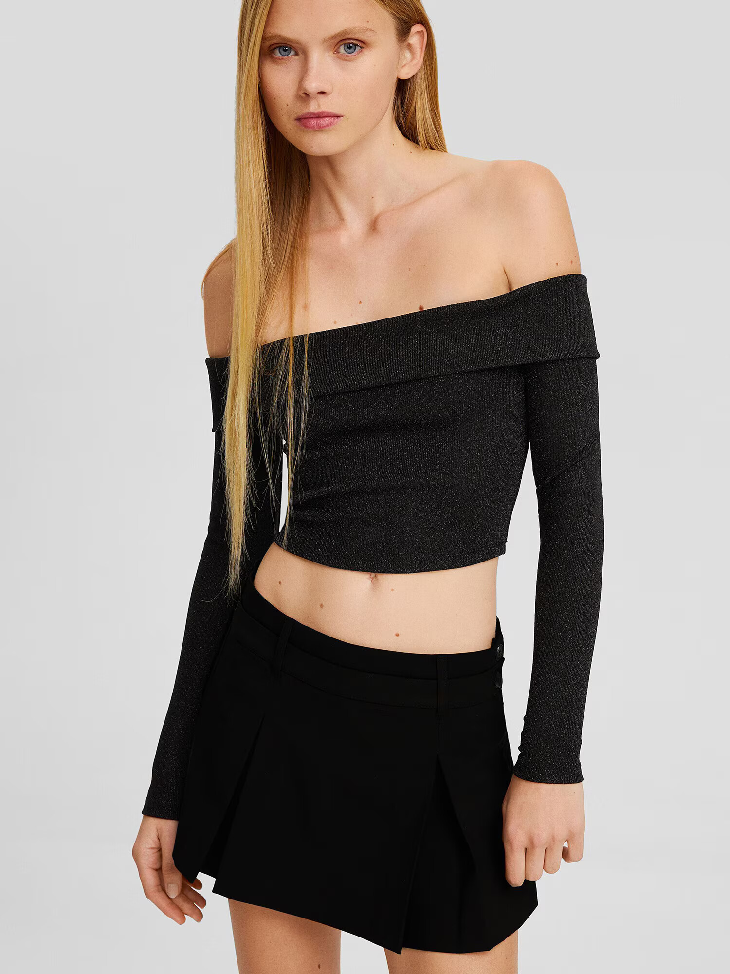 Bershka Tricou negru - Pled.ro