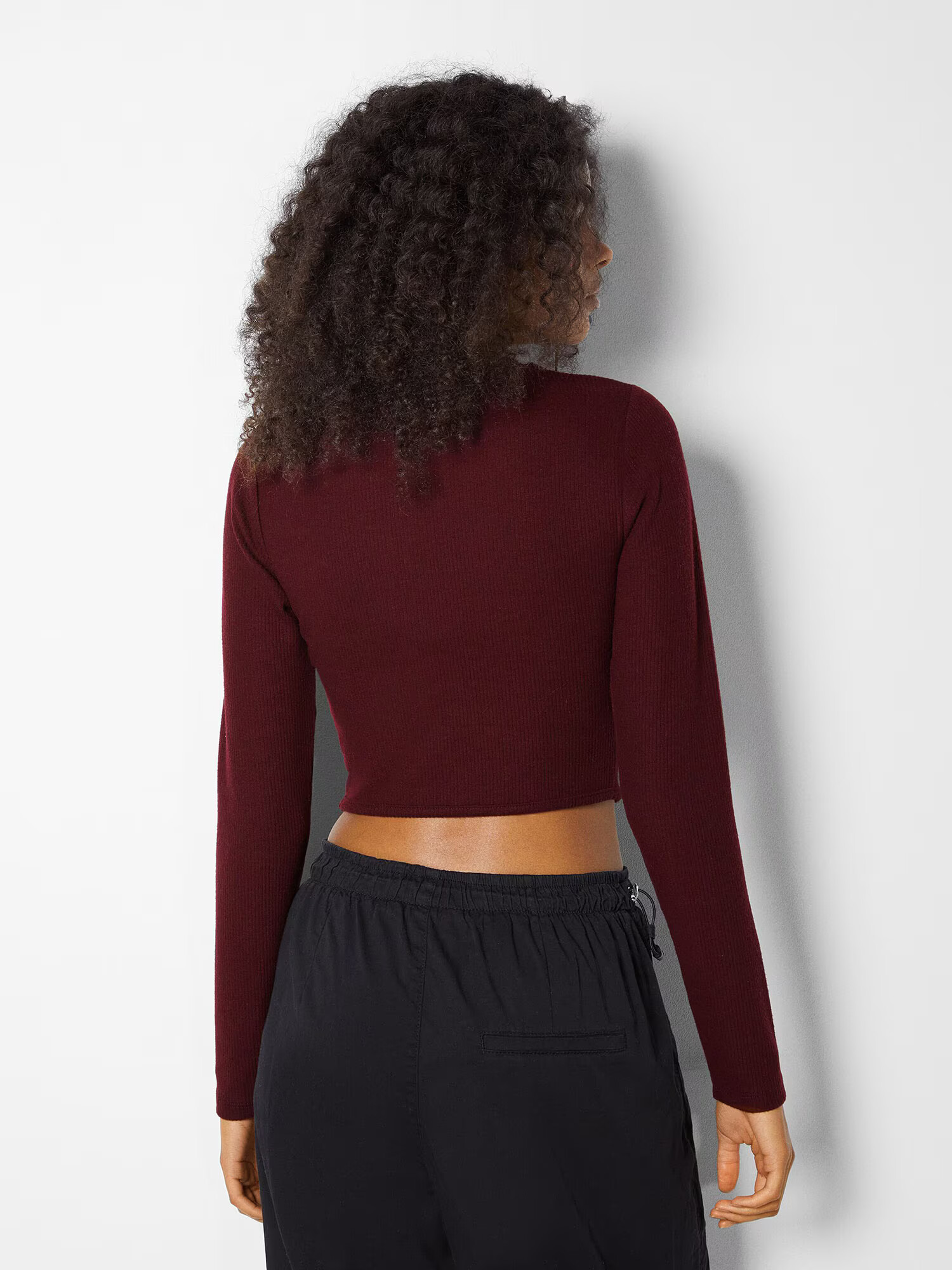 Bershka Tricou roșu burgundy - Pled.ro