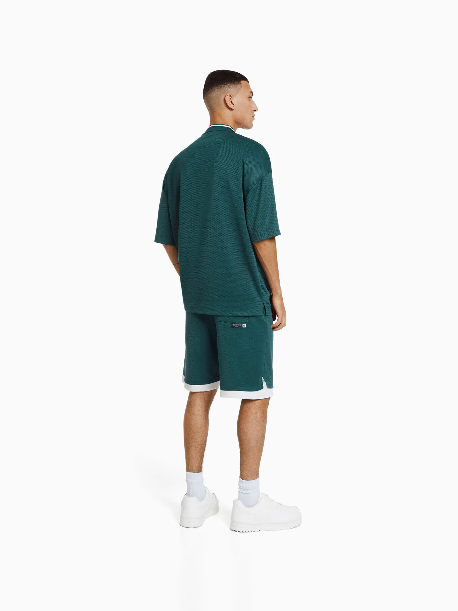 Bershka Tricou verde / alb - Pled.ro