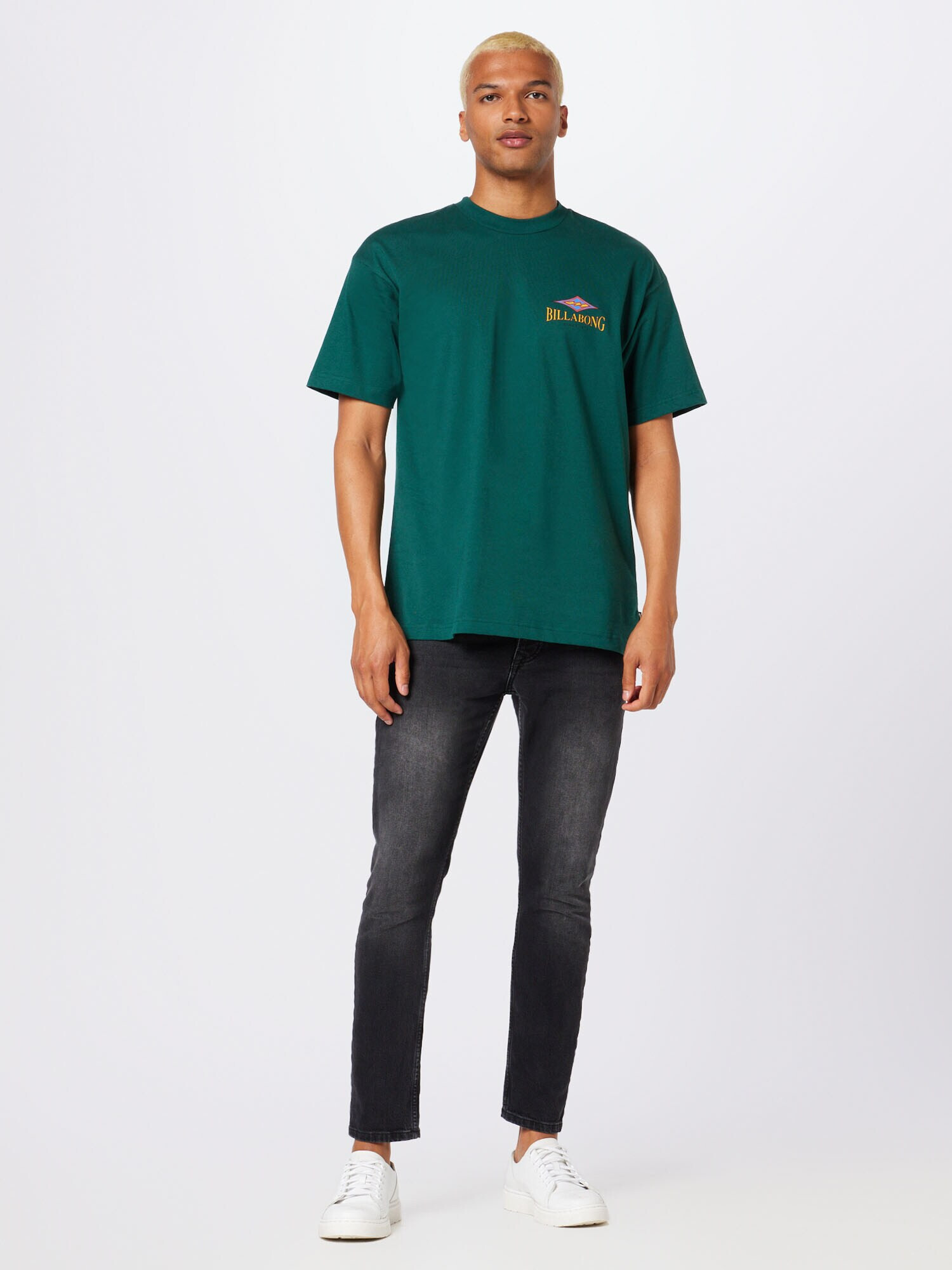 BILLABONG Tricou 'RIDGE' albastru deschis / galben curry / verde smarald / roșu - Pled.ro